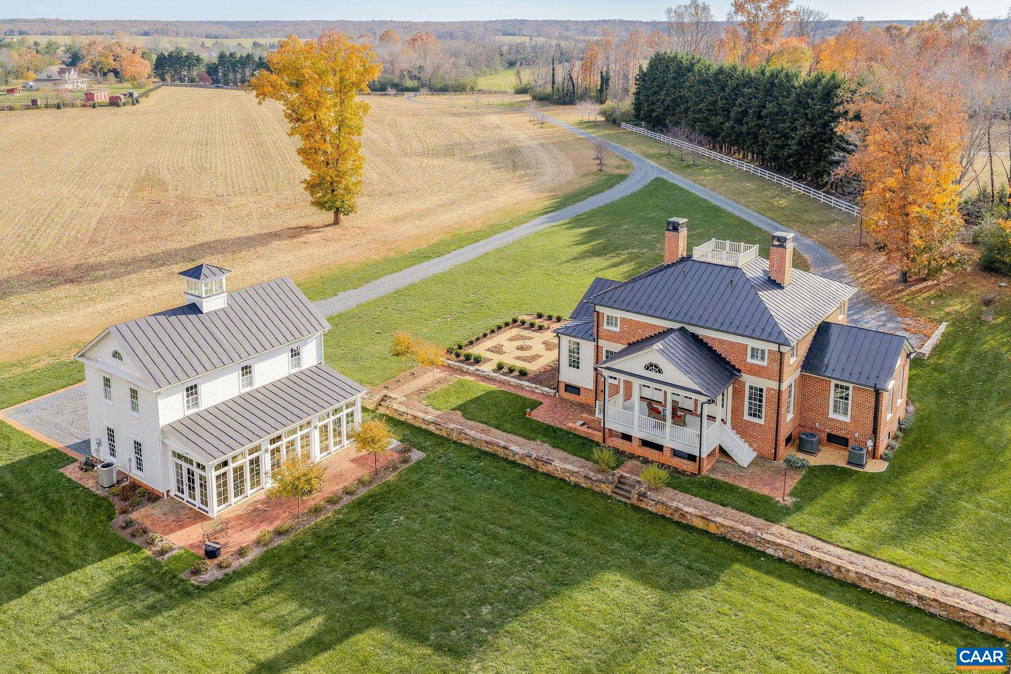 836 IRISH RD