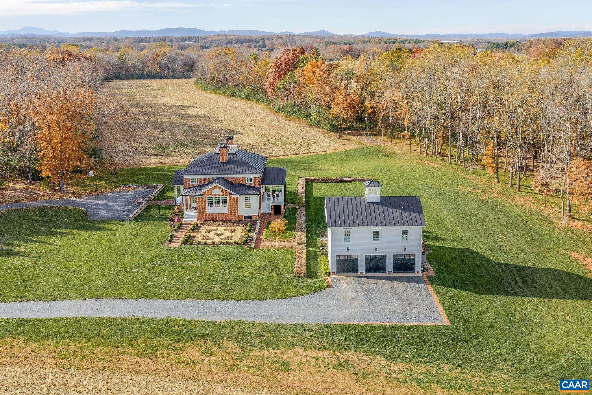 836 IRISH RD