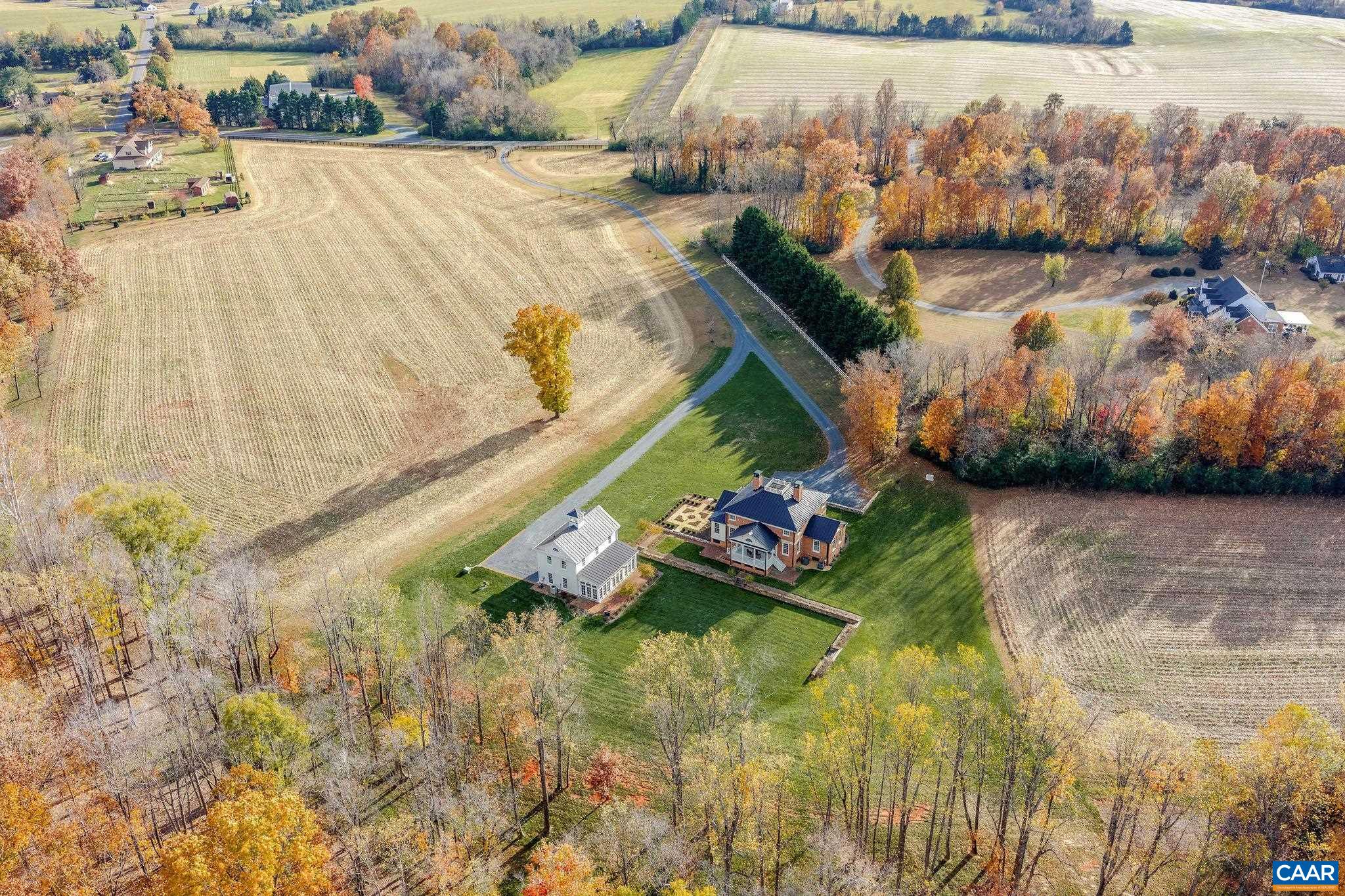 836 IRISH RD