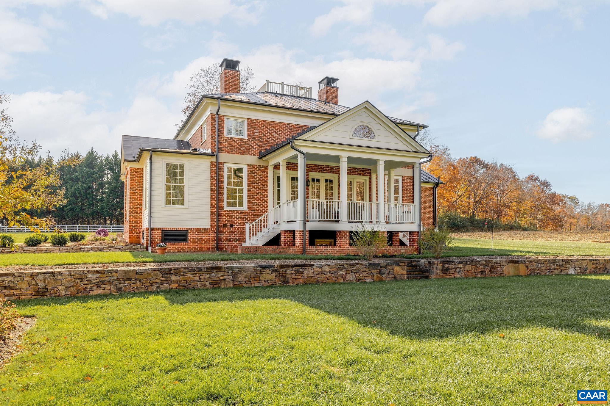 836 IRISH RD
