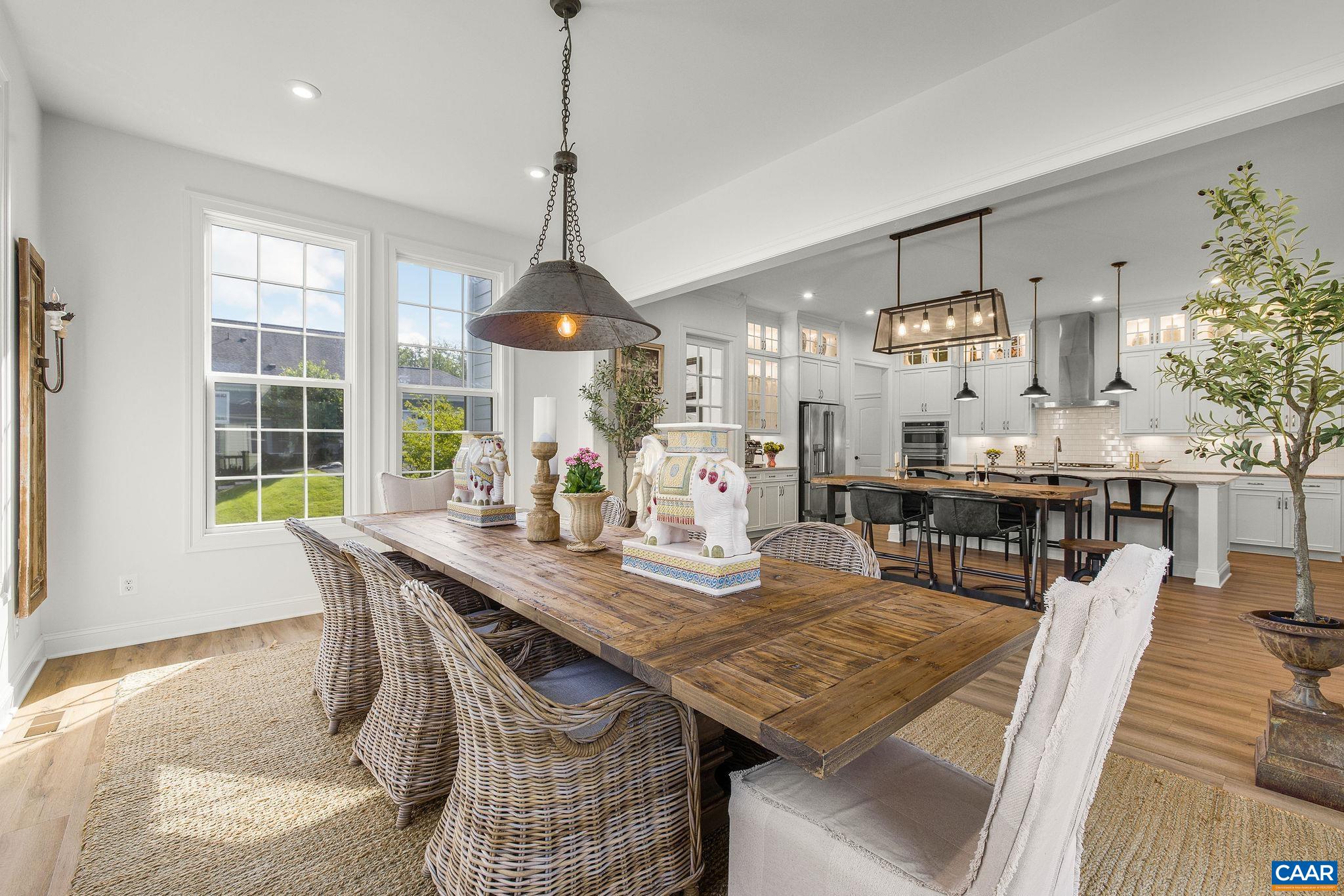 2218 WATERSIDE WY