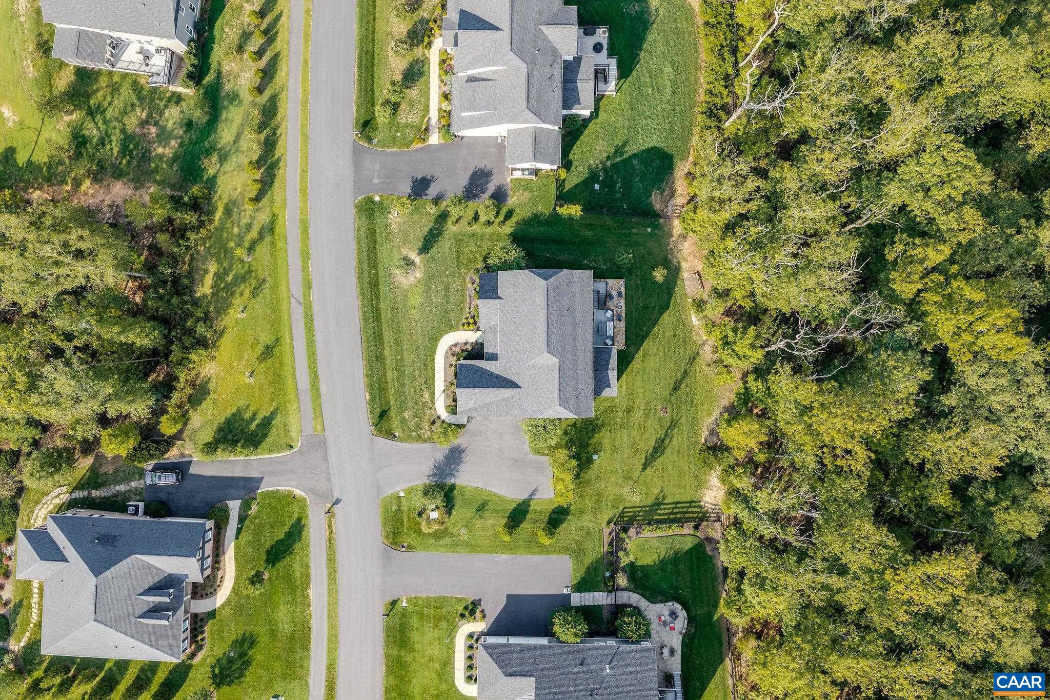 2218 WATERSIDE WY