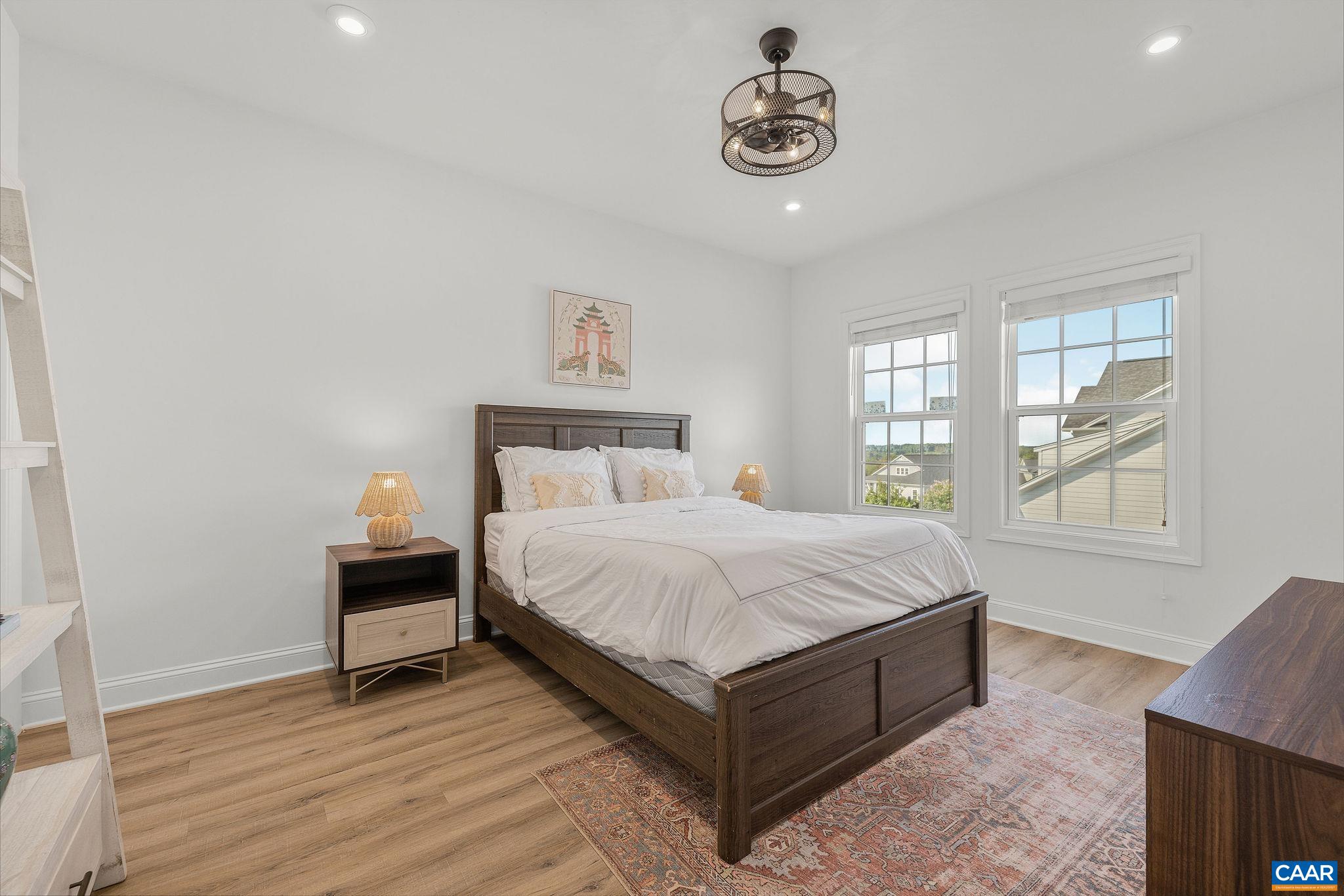 2218 WATERSIDE WY