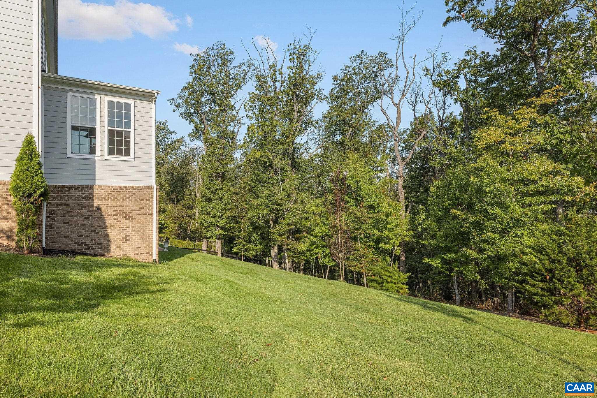 2218 WATERSIDE WY