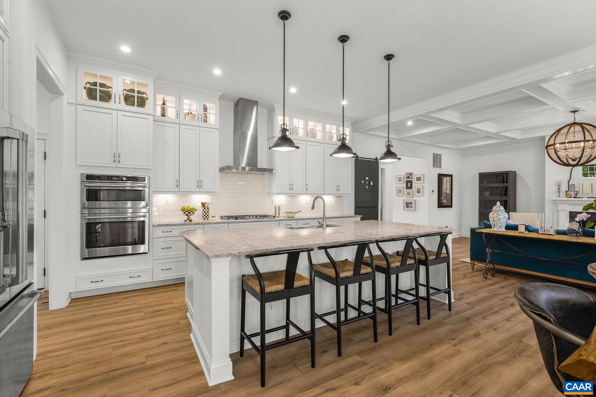 2218 WATERSIDE WY