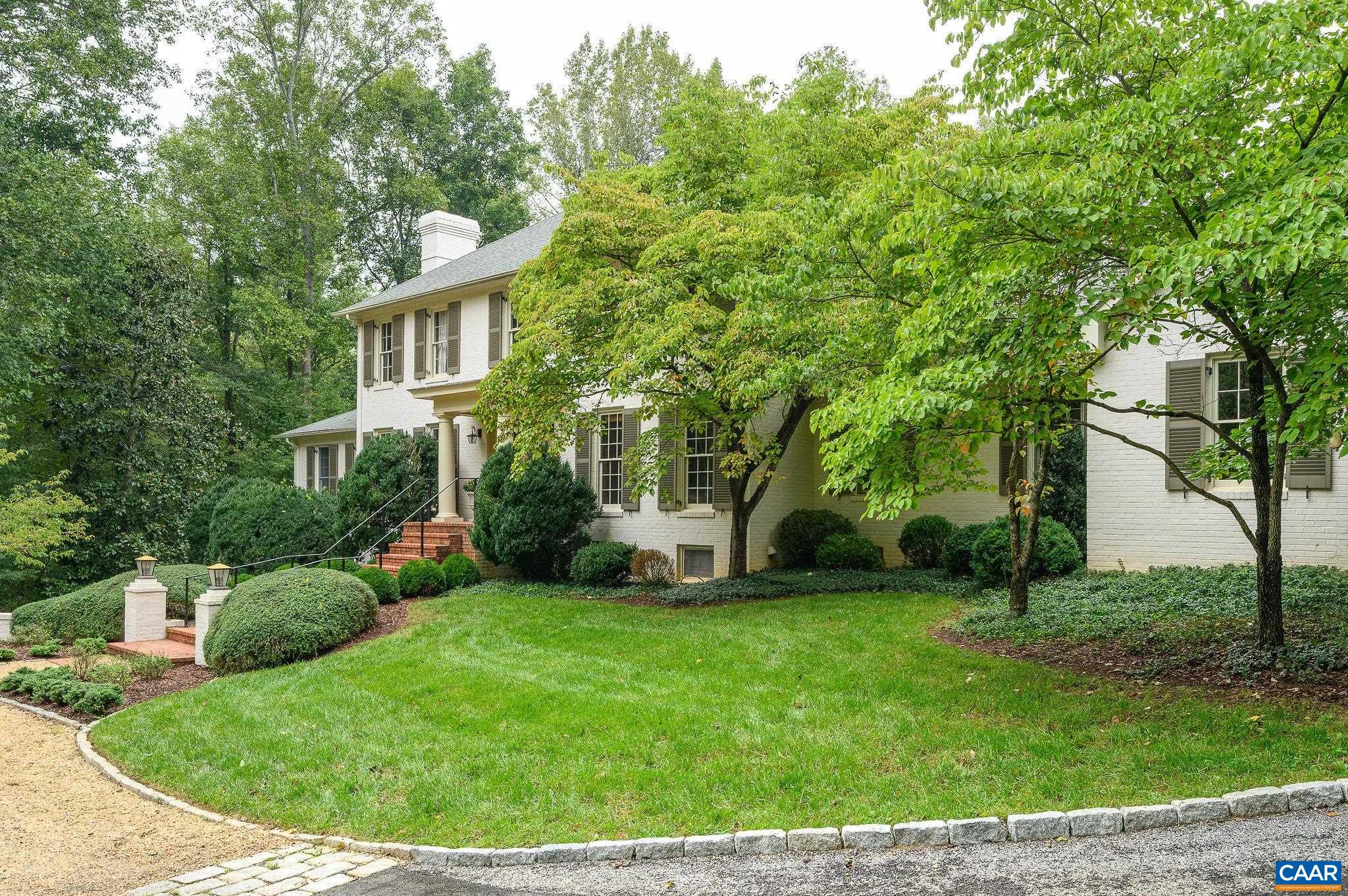 1125 OLD GARTH RD