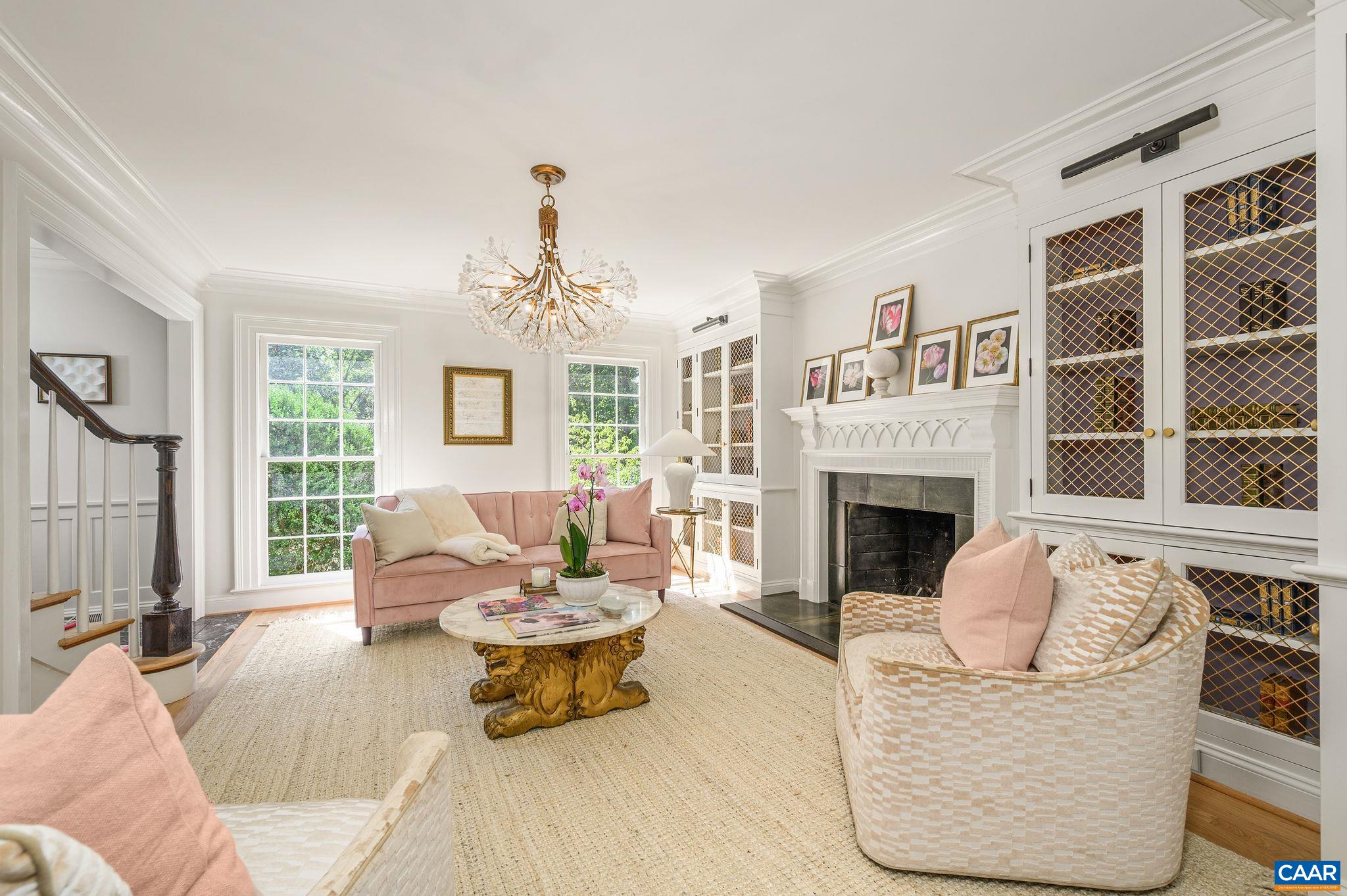 1125 OLD GARTH RD