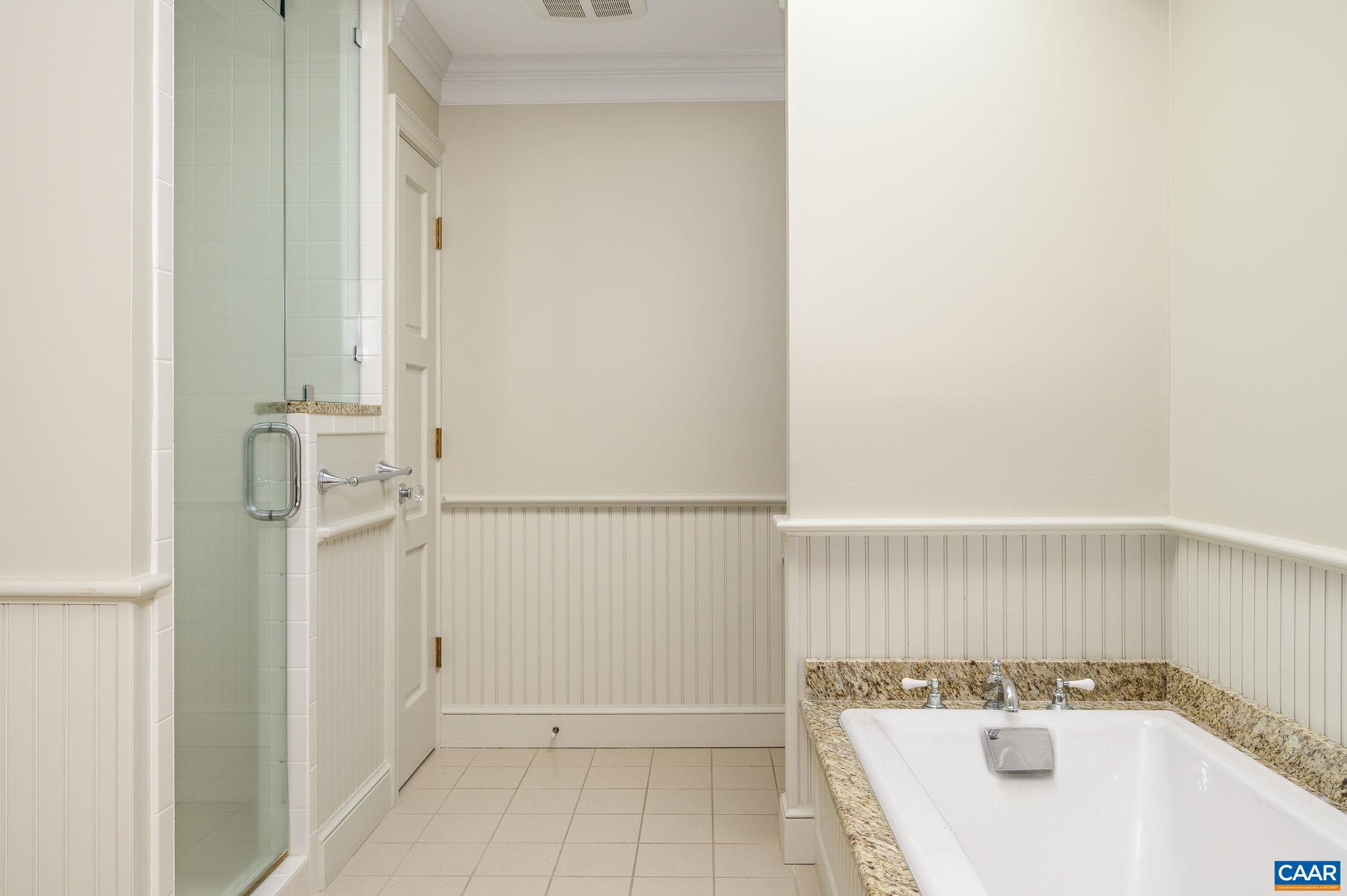 1125 OLD GARTH RD