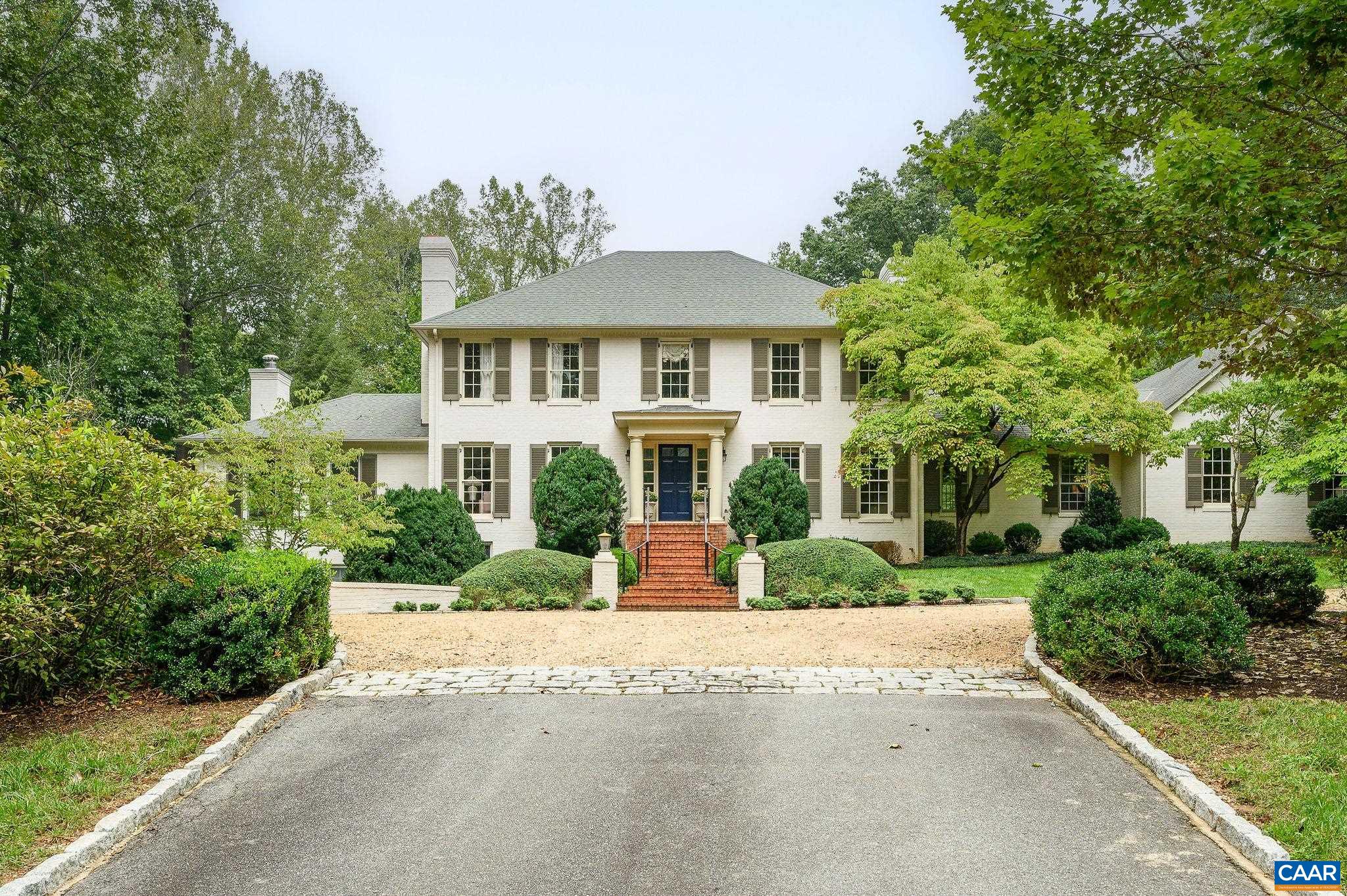 1125 OLD GARTH RD