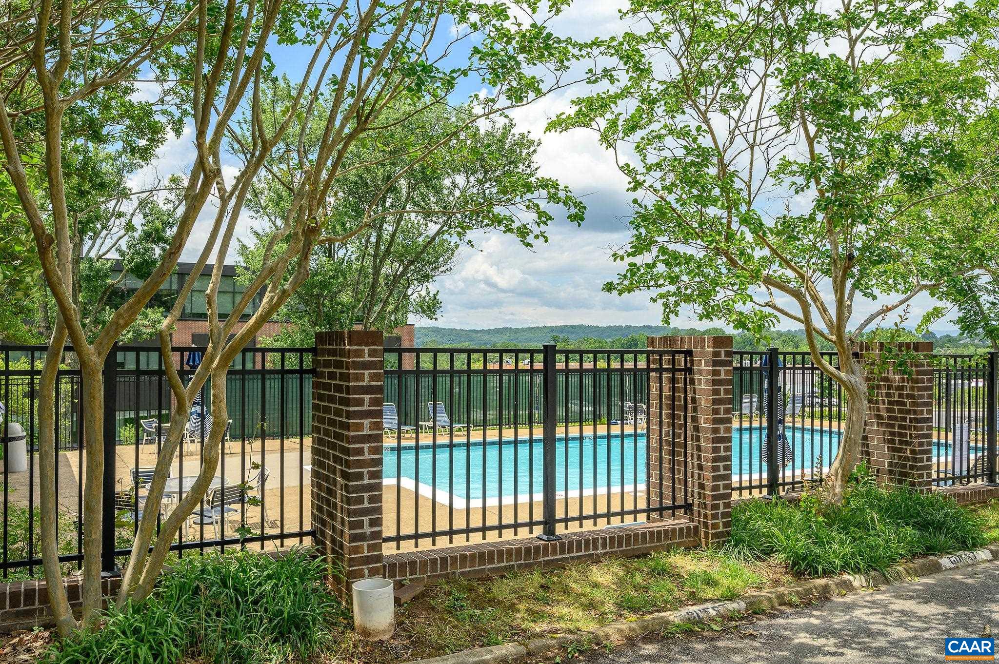 323 HARVEST DR