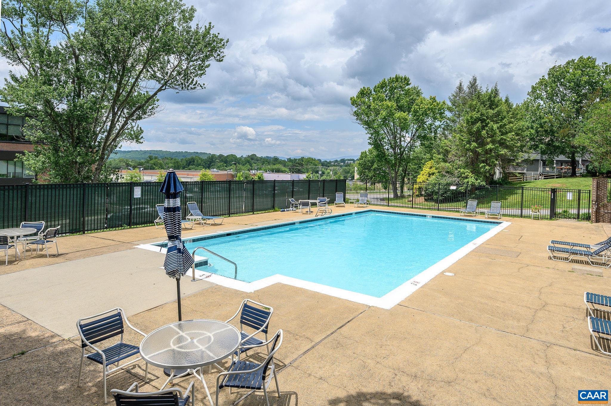 323 HARVEST DR