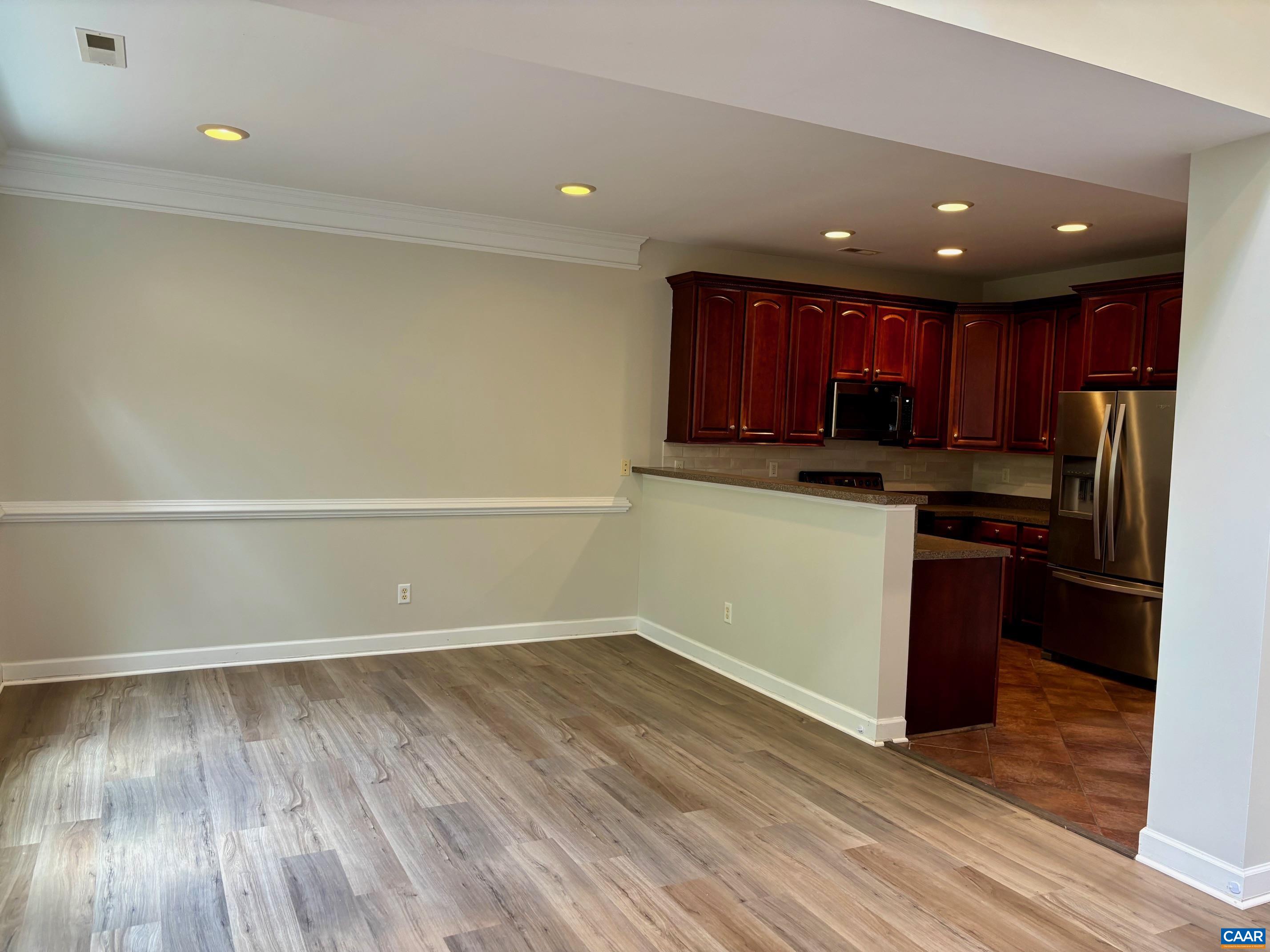 1270 CHATHAM RDG