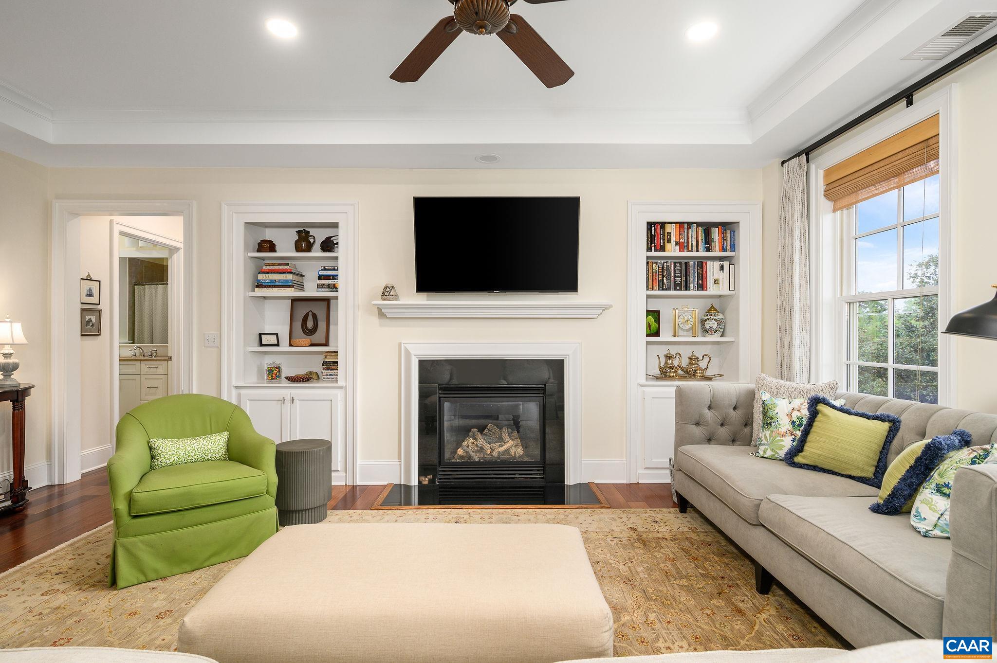 210 NE 10TH ST Unit: 401