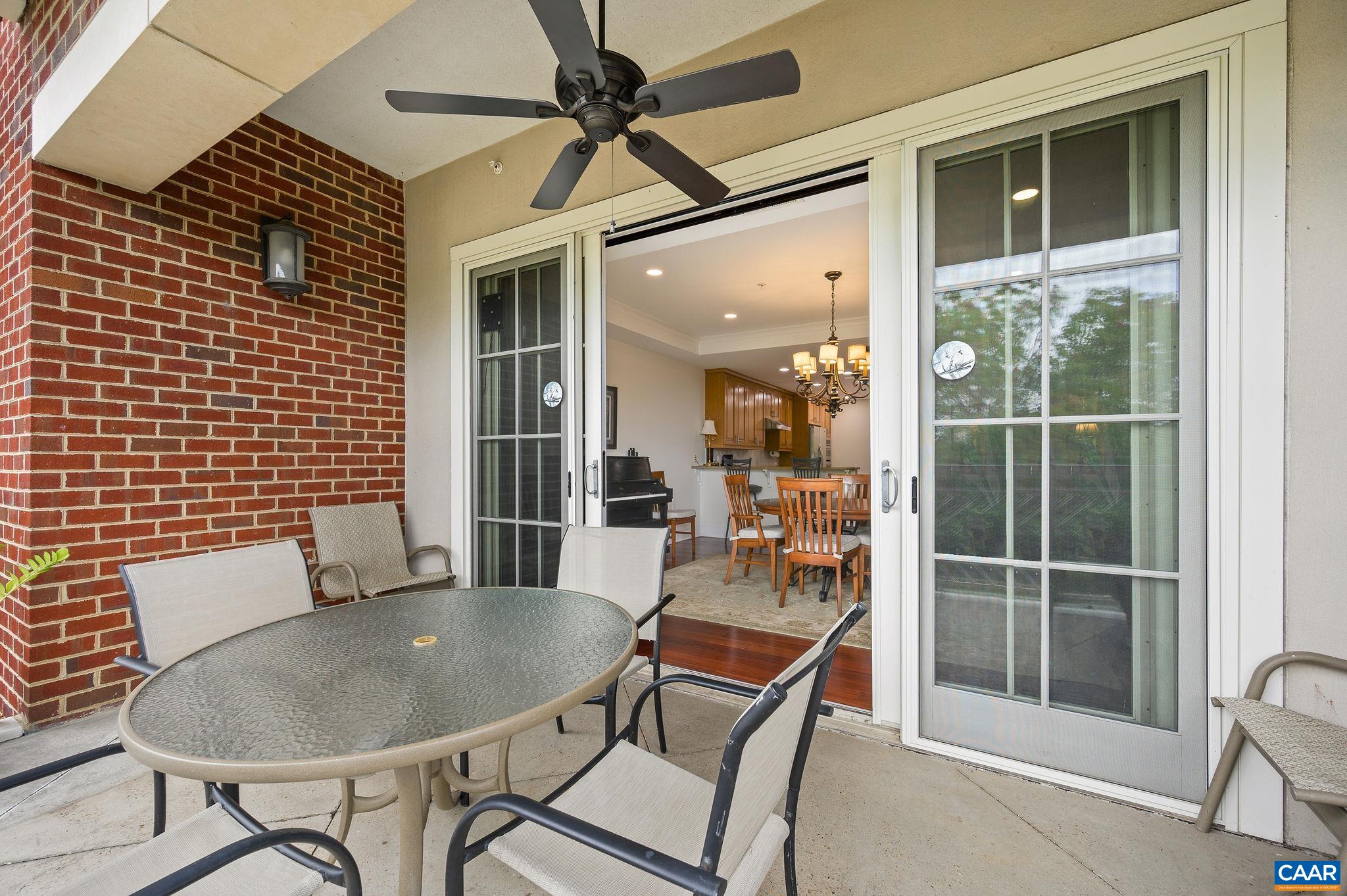 210 NE 10TH ST Unit: 401