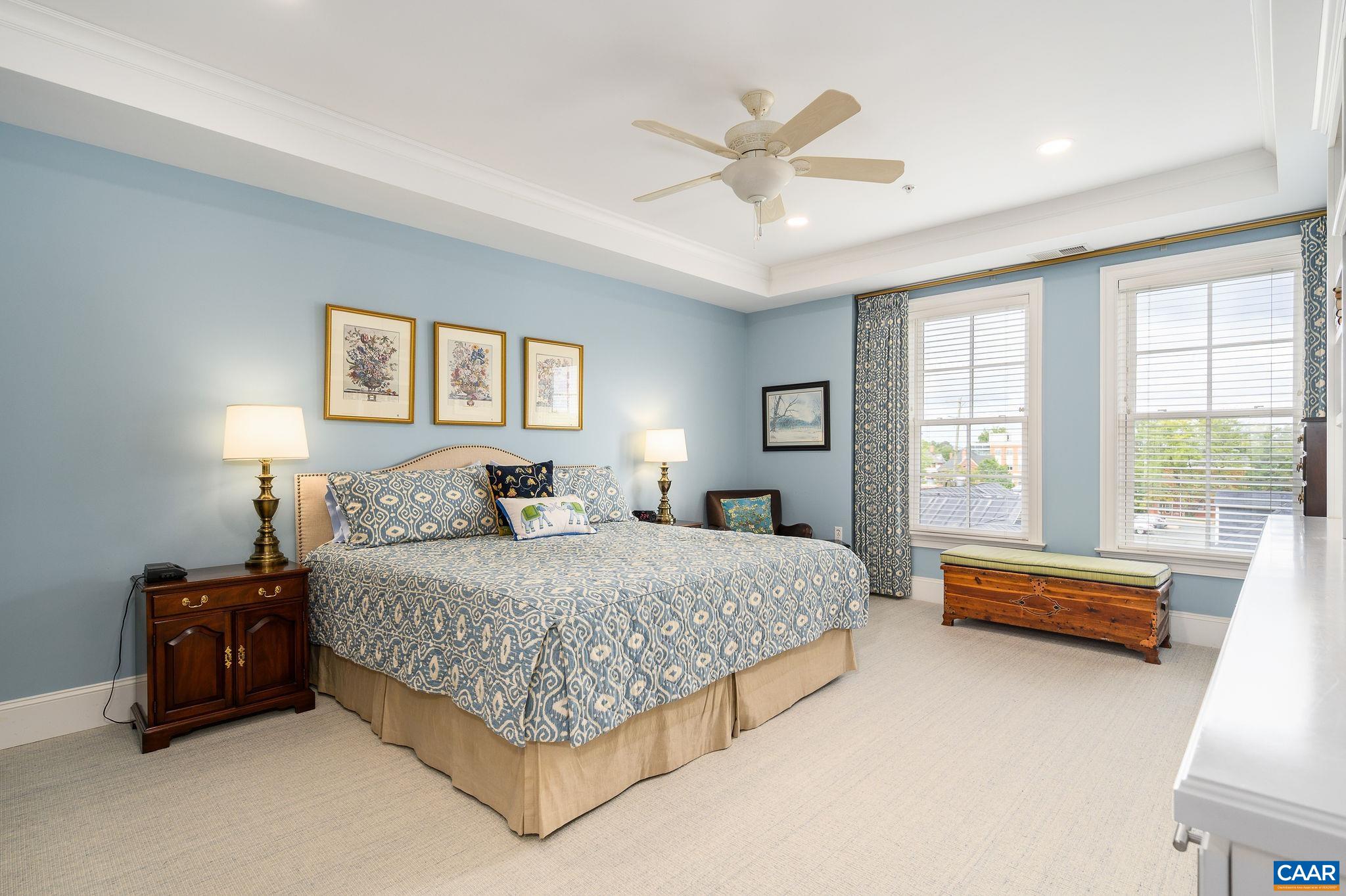 210 NE 10TH ST Unit: 401