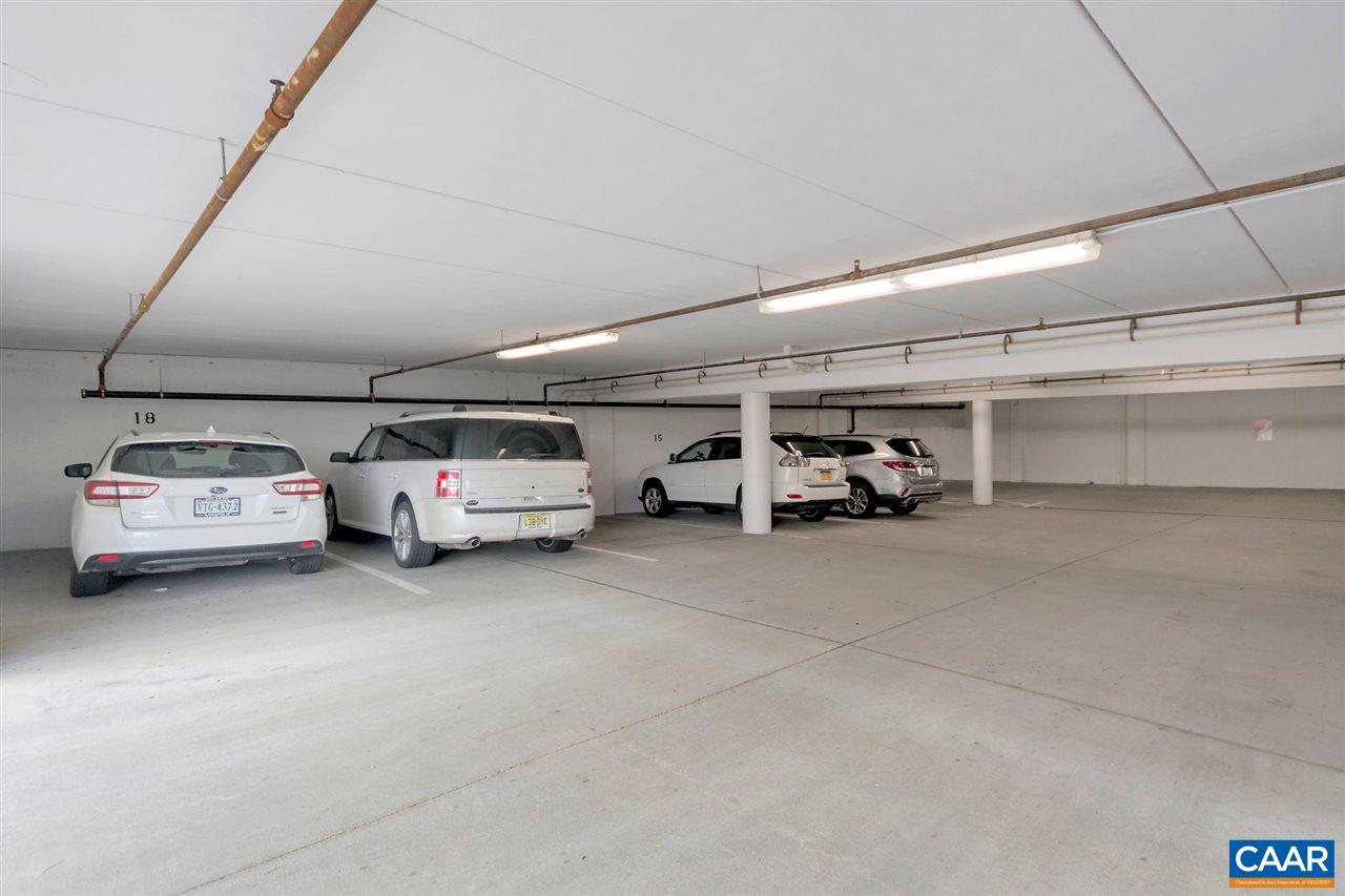 210 NE 10TH ST Unit: 401