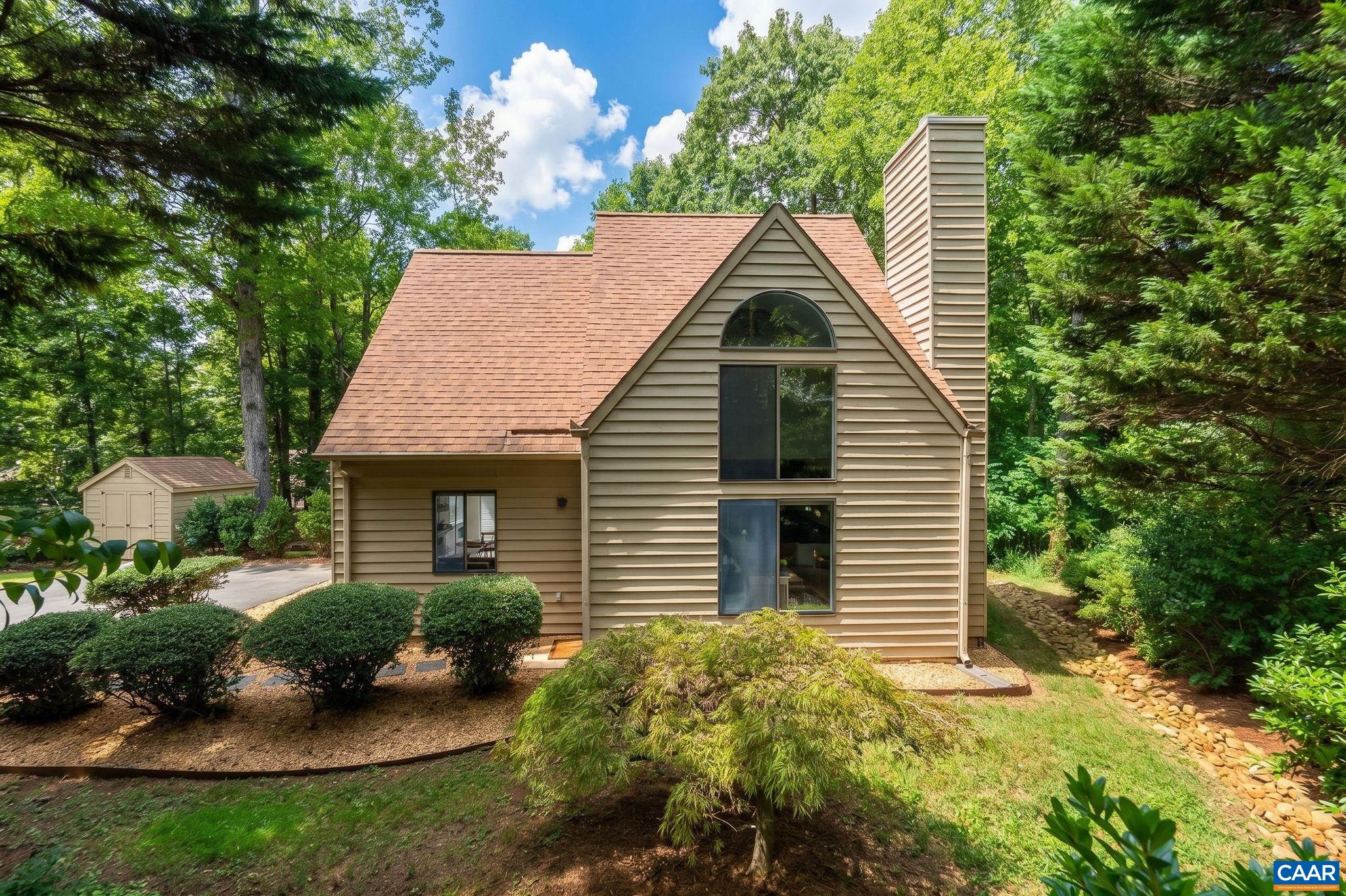 220 HOMESTEAD LN