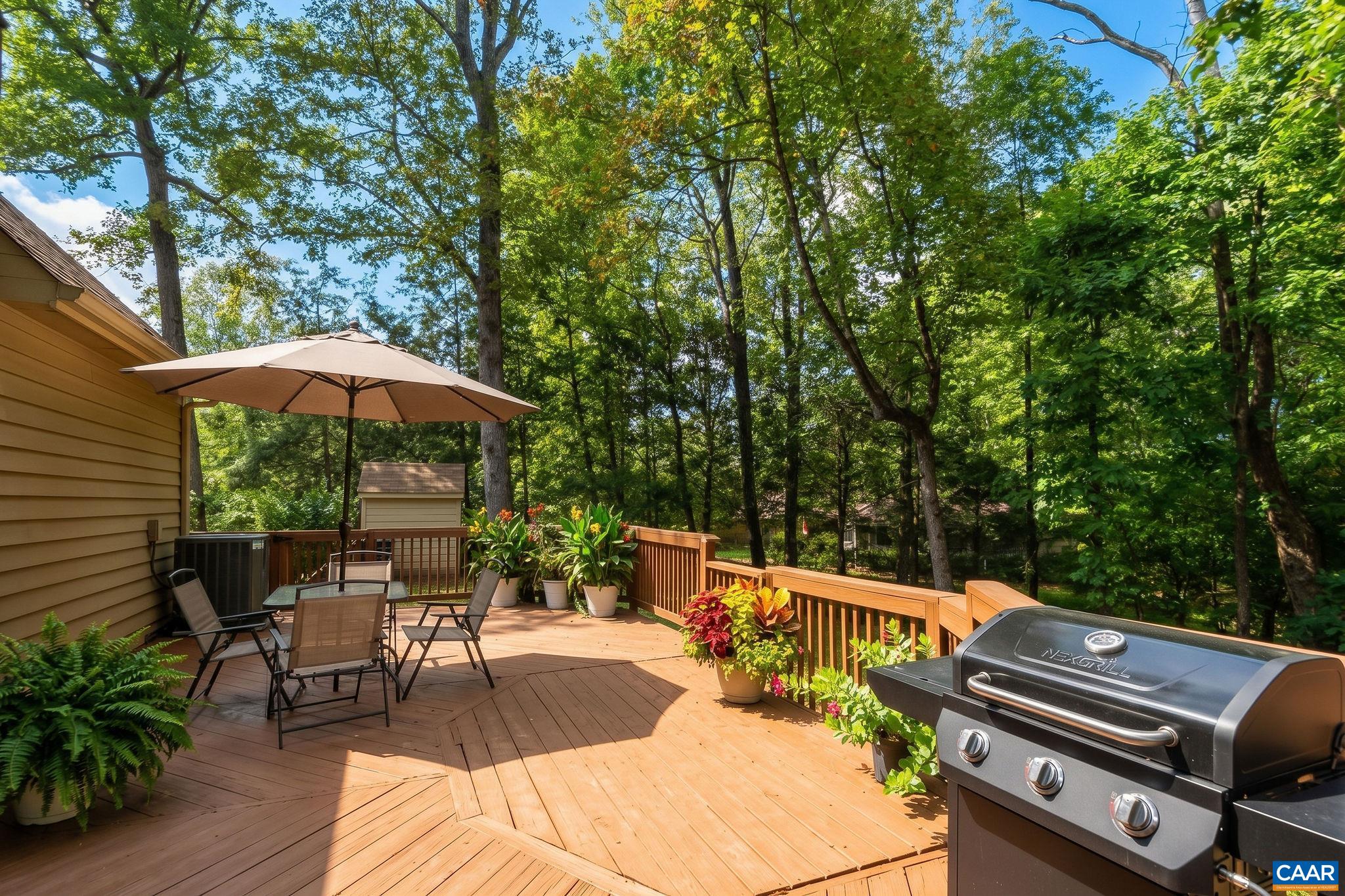 220 HOMESTEAD LN