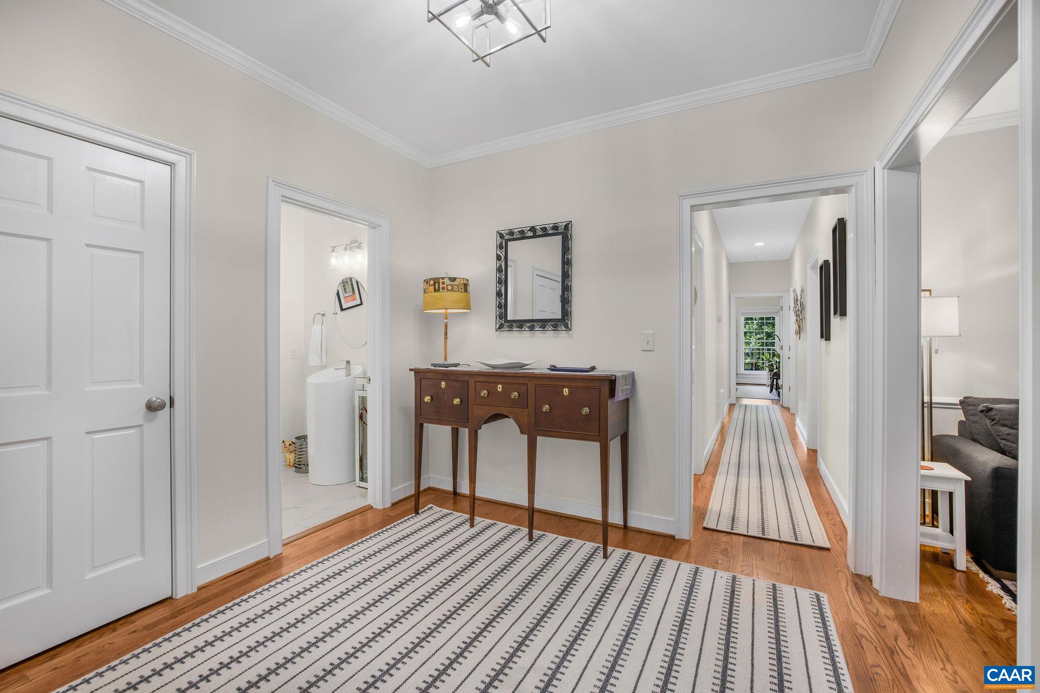 508 WORTHINGTON DR Unit: B