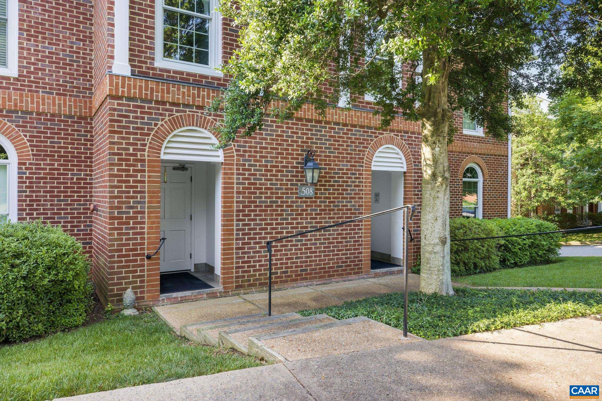 508 WORTHINGTON DR Unit: B