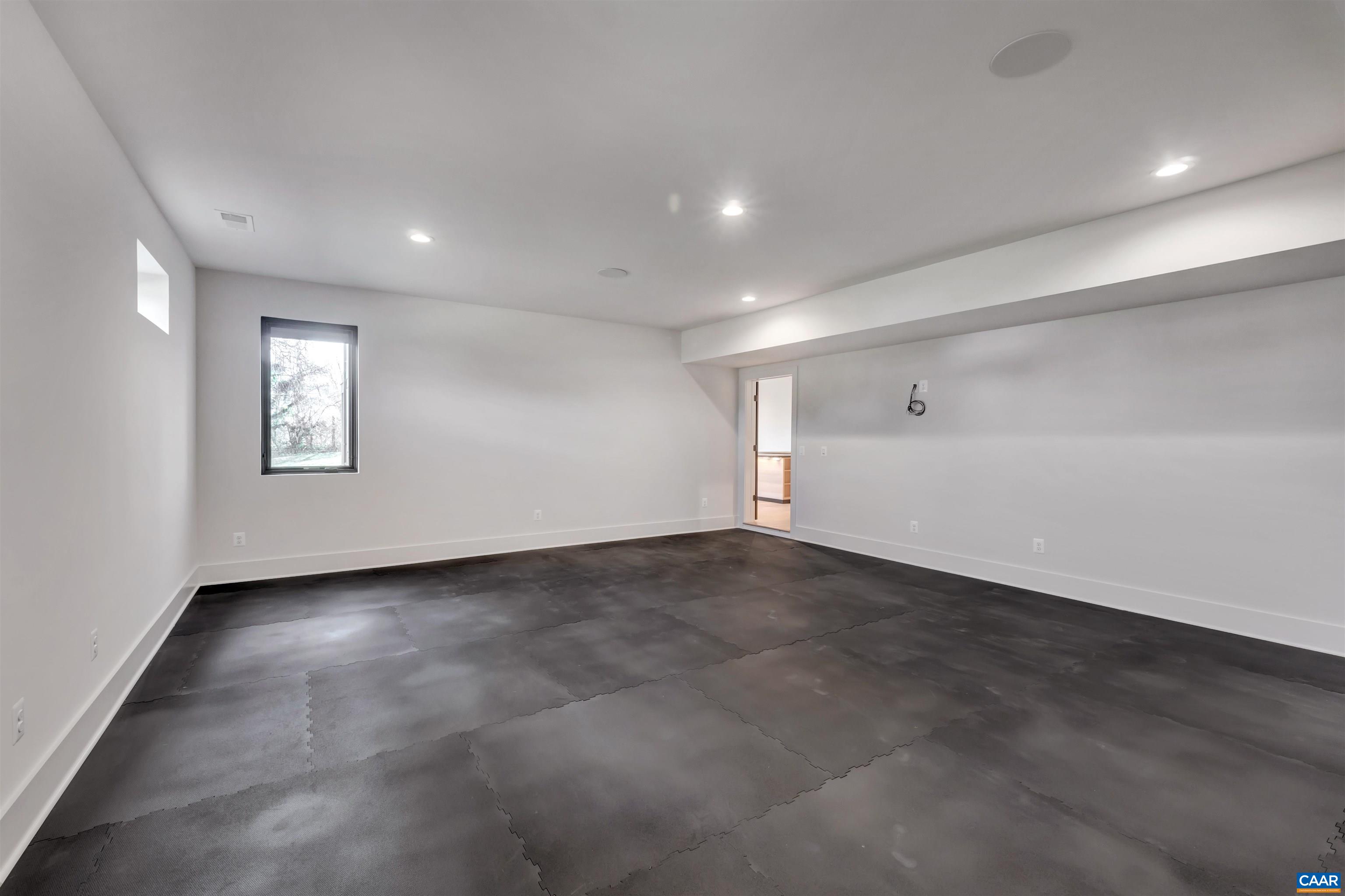 3B DICK WOODS RD