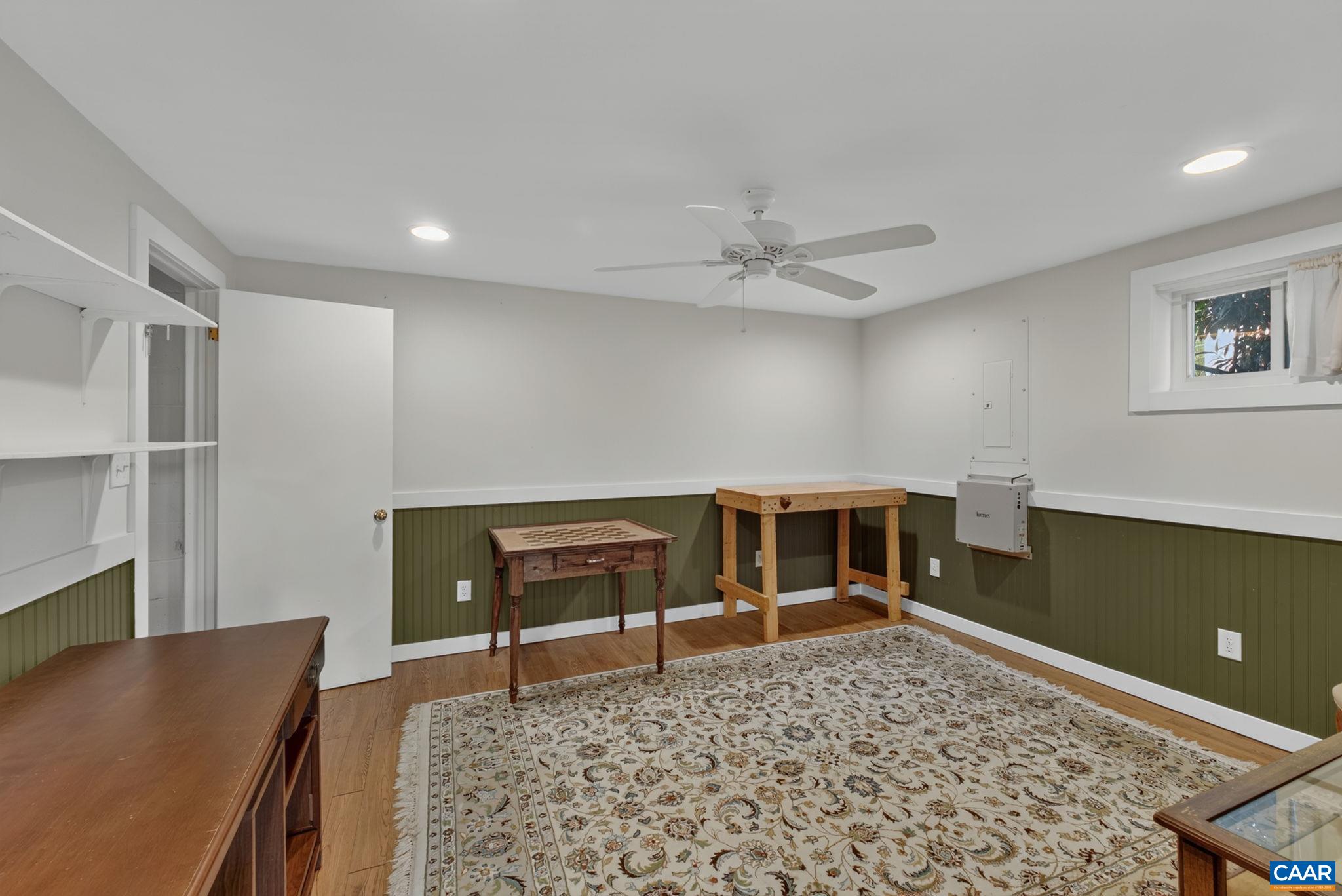 1206 BLAND CIR