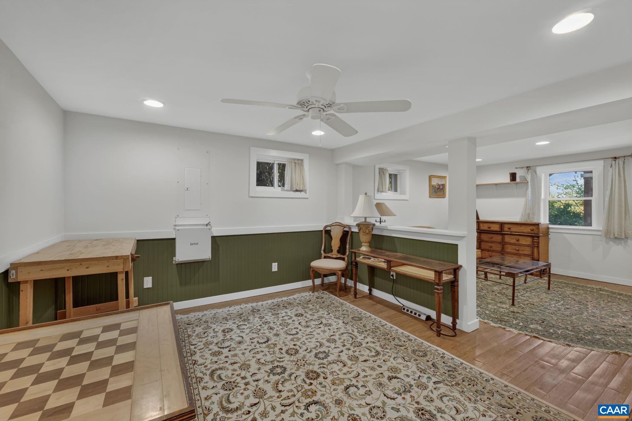 1206 BLAND CIR