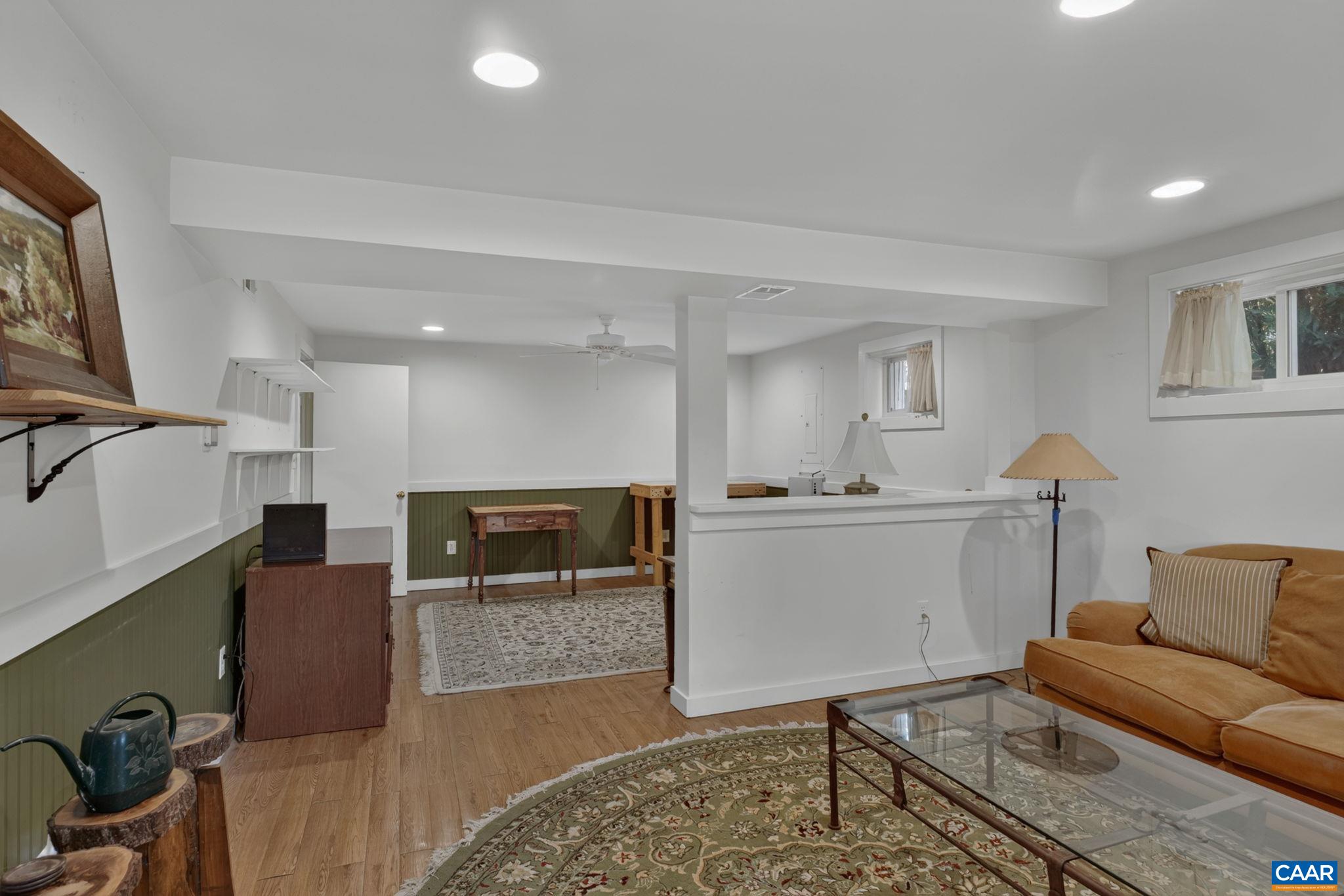 1206 BLAND CIR