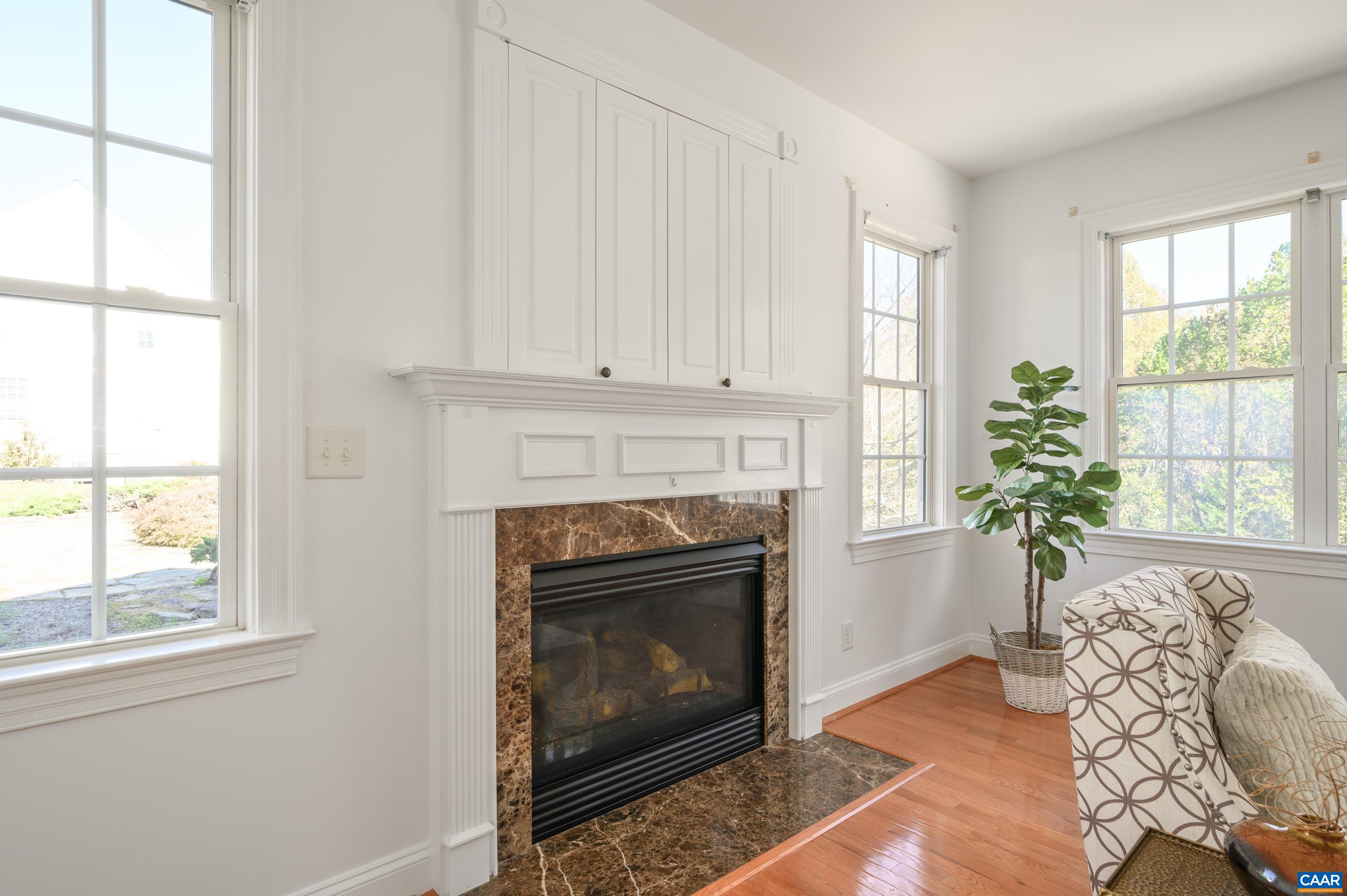3310 TURNBERRY CIR