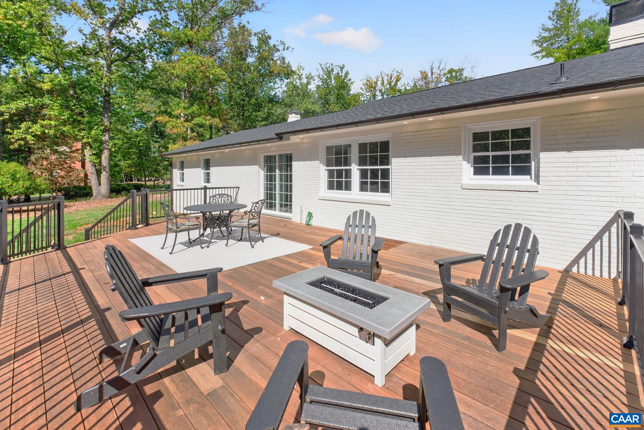 1480 OLD BALLARD RD