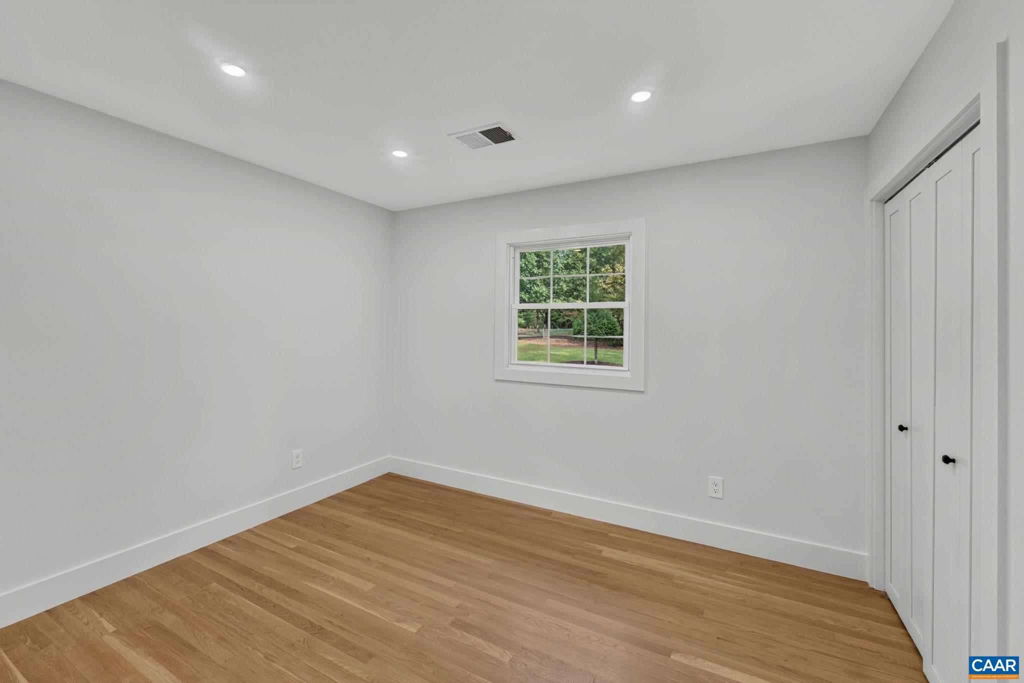 1480 OLD BALLARD RD