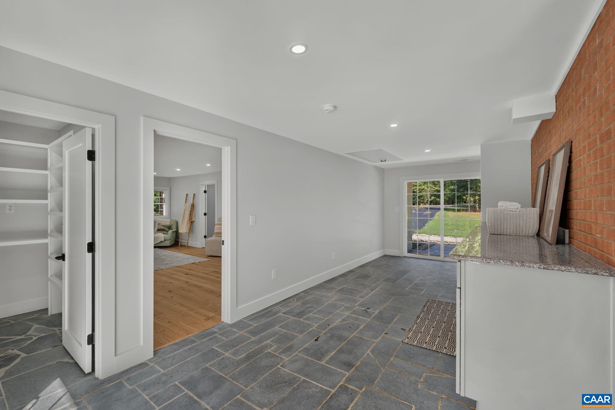 1480 OLD BALLARD RD