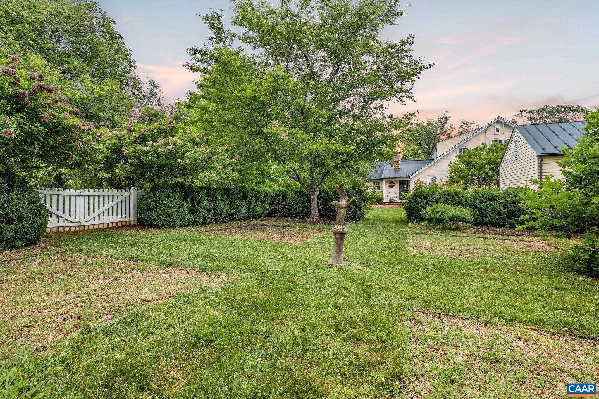 2916 LANGFORD DR