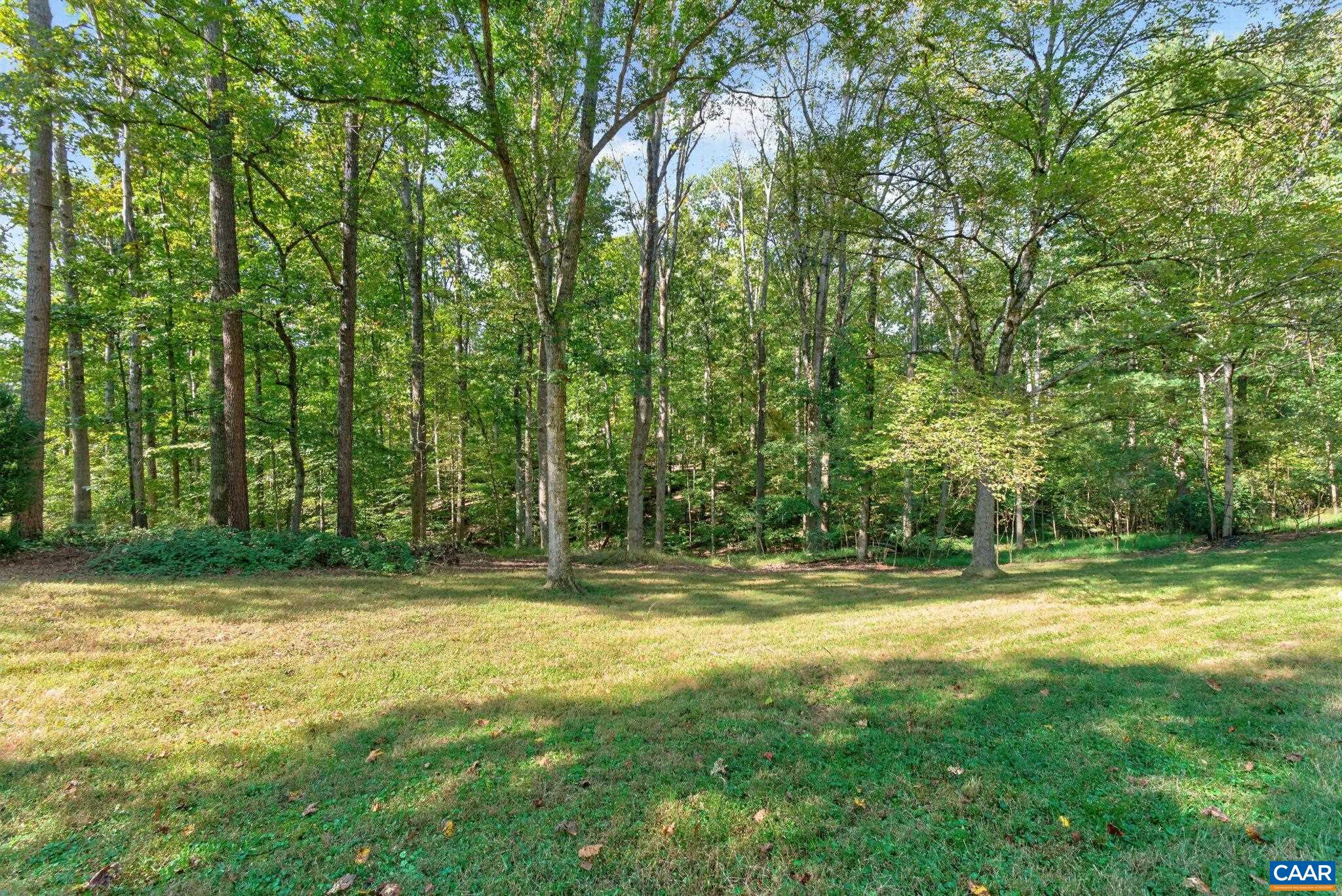 1044 MILTON DR