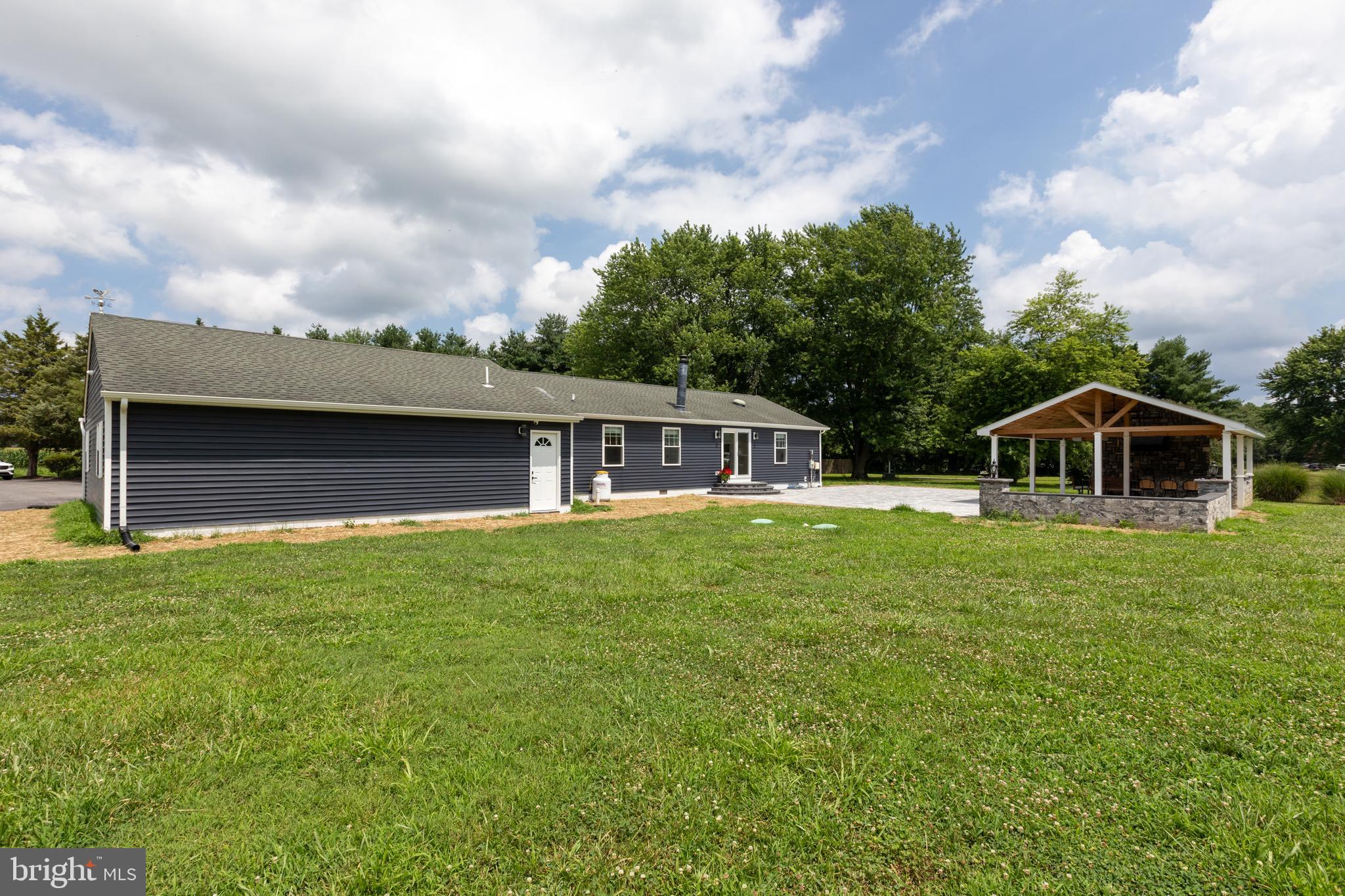 116 GREEN GIANT ROAD