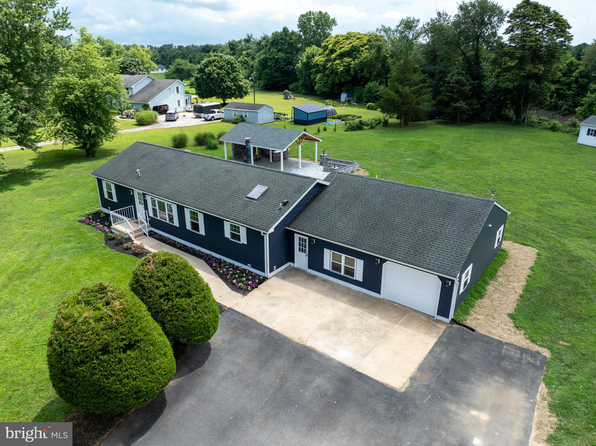 116 GREEN GIANT ROAD