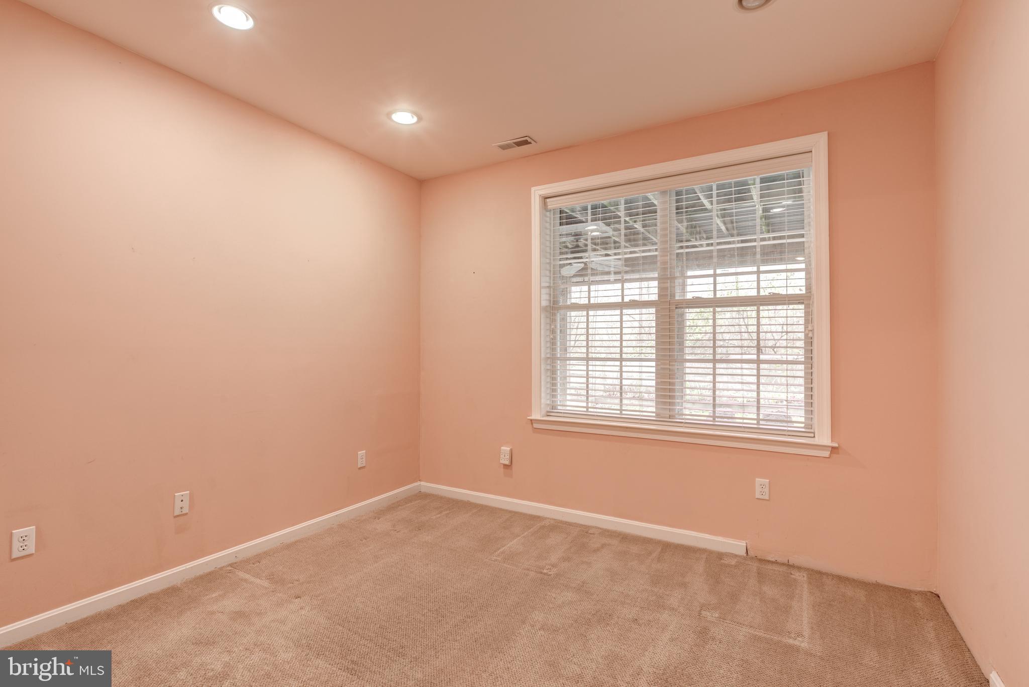 113 LANTANA DRIVE