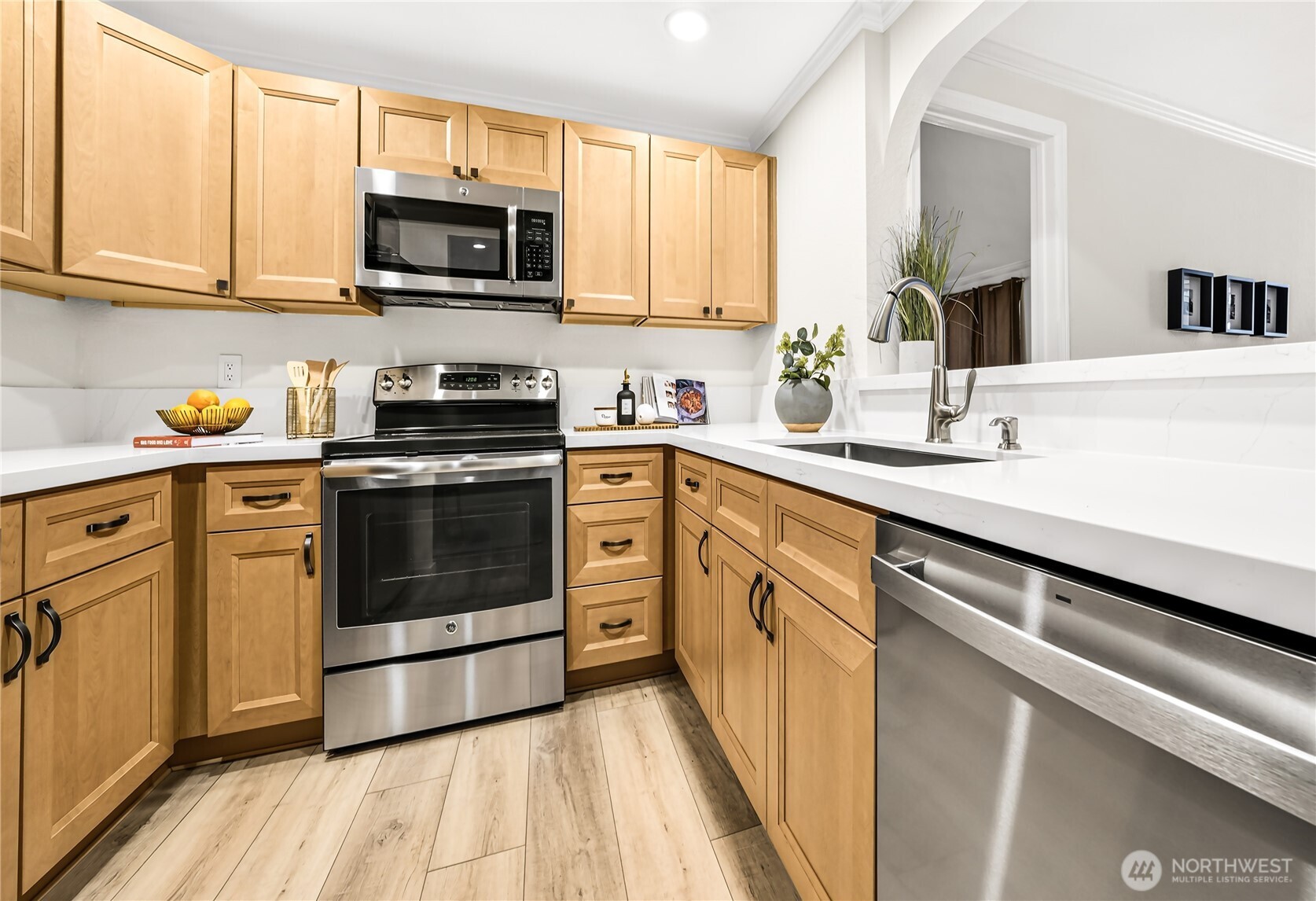 12680 NE 10th Place Unit: B103