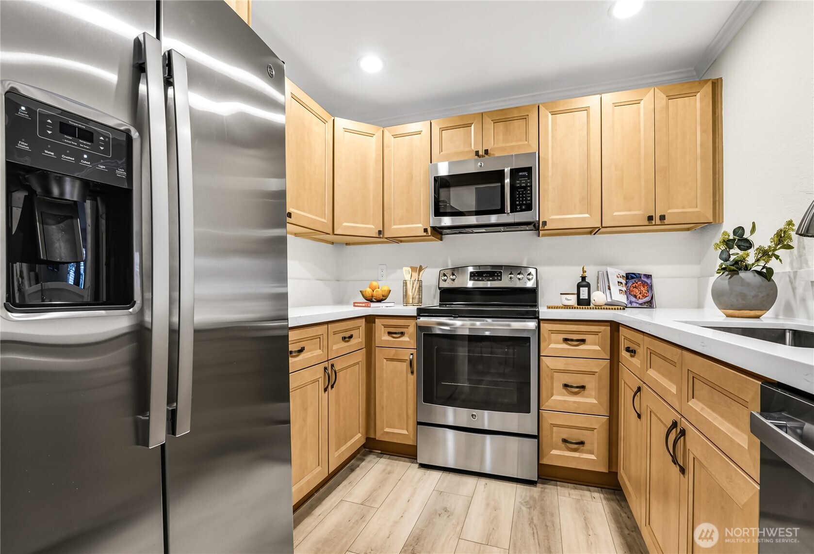 12680 NE 10th Place Unit: B103