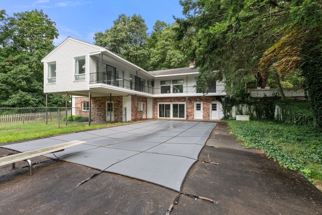 620 Edmands Rd