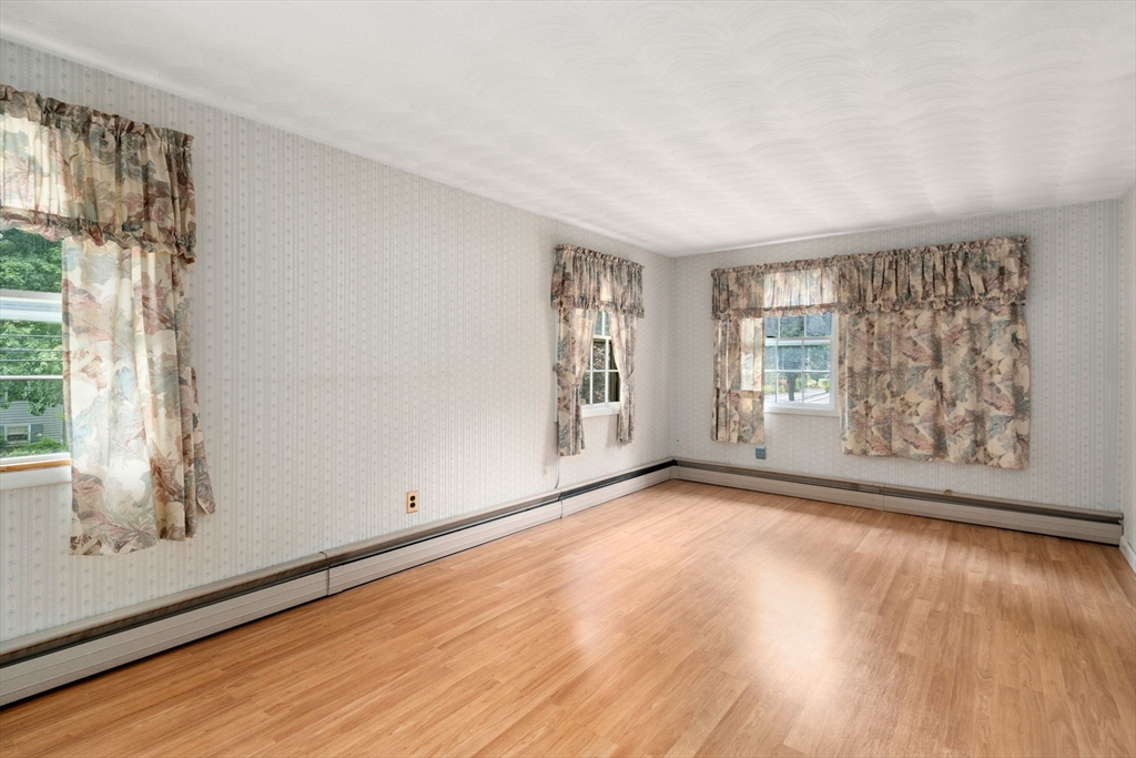39 Harrington Rd