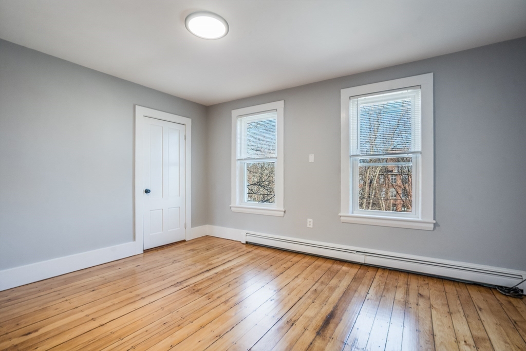 11 Purchase St