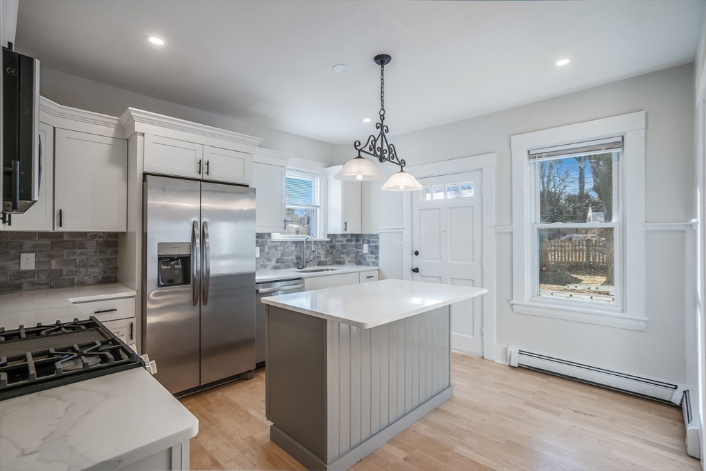 11 Purchase St