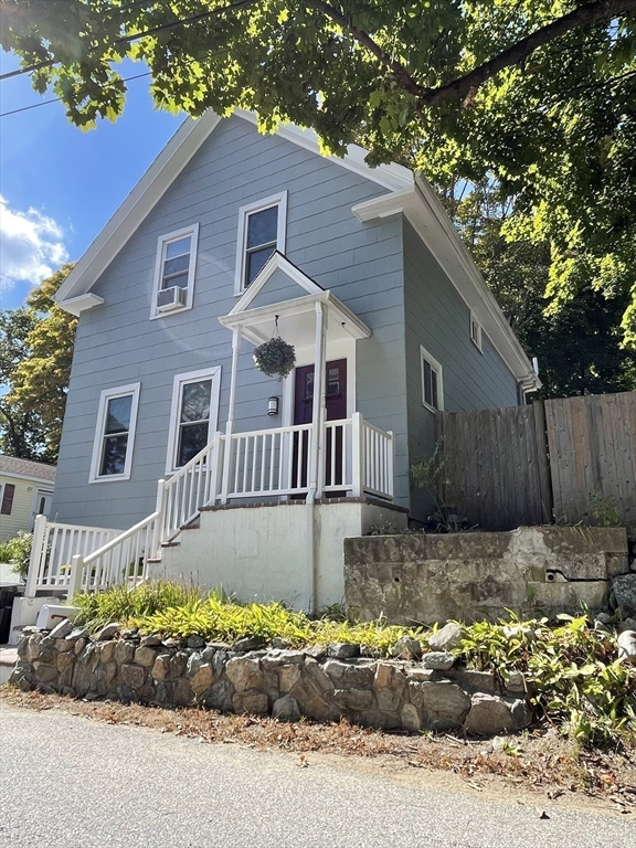 11 Purchase St