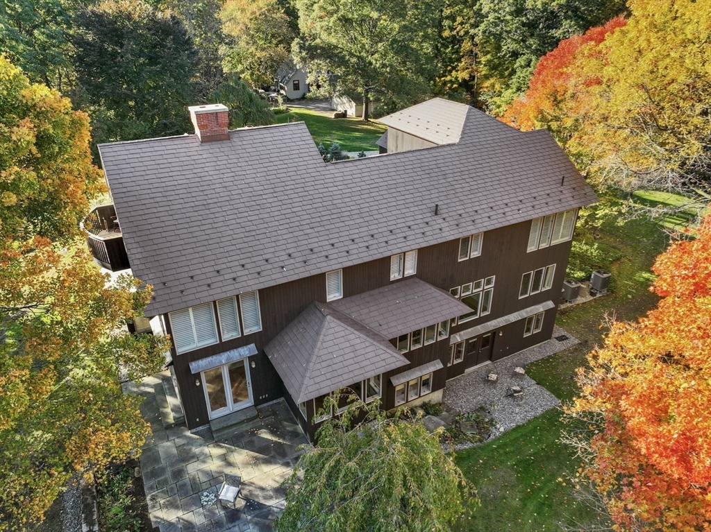 43 Valley Rd