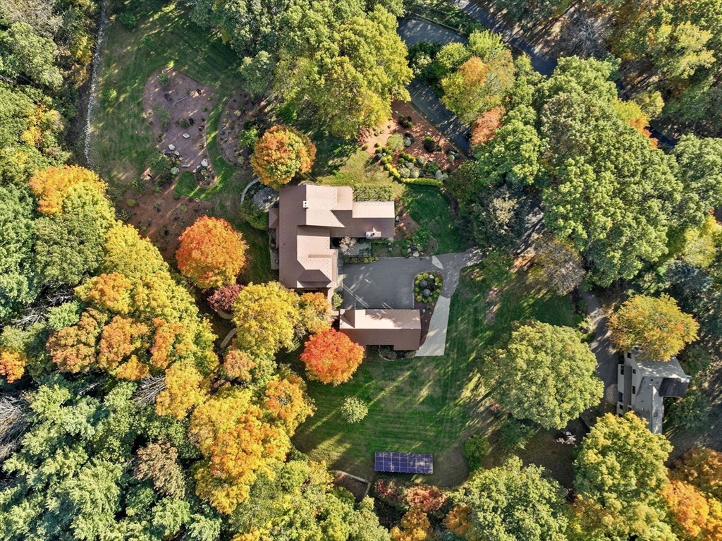 43 Valley Rd
