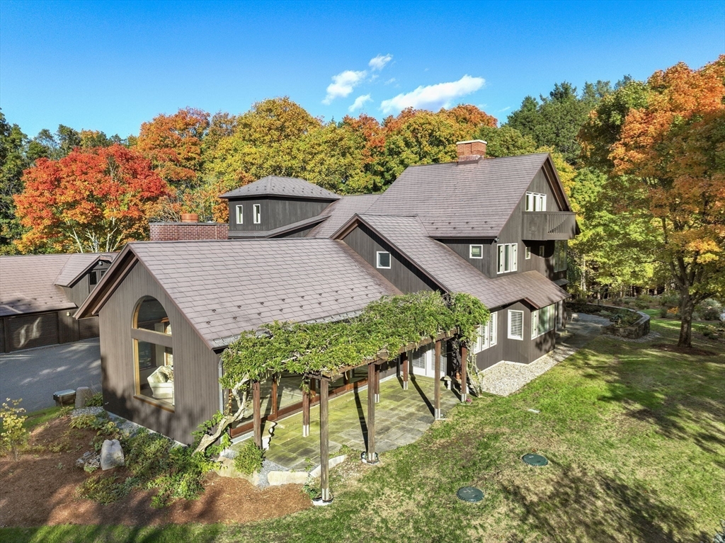 43 Valley Rd