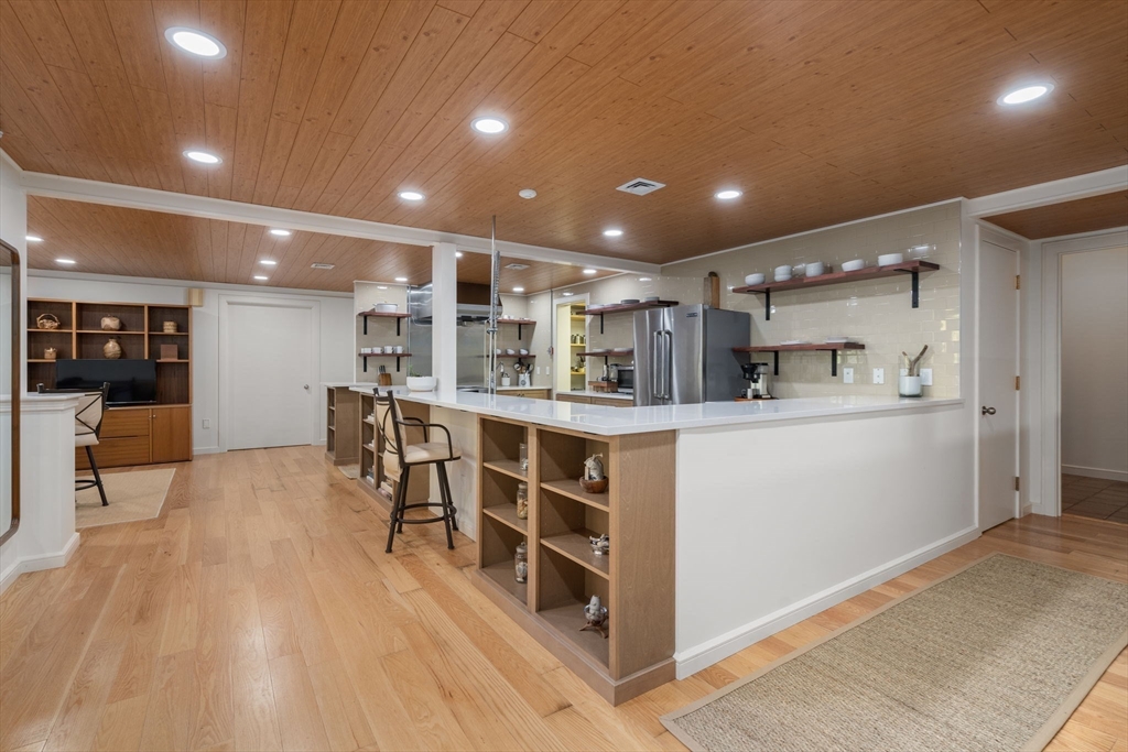 43 Valley Rd