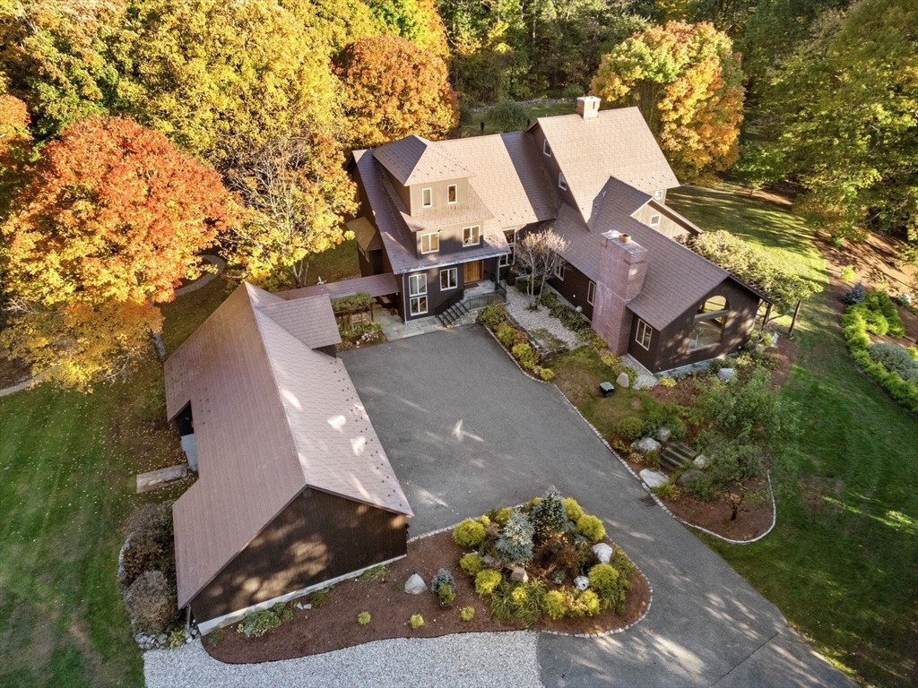 43 Valley Rd