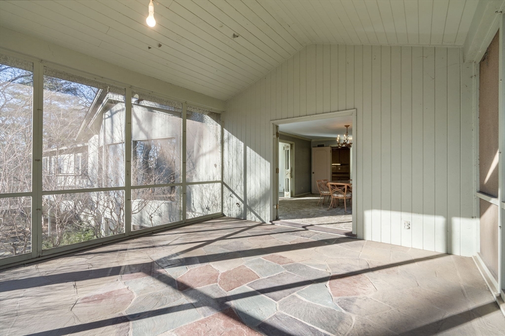 75 Maugus Ave